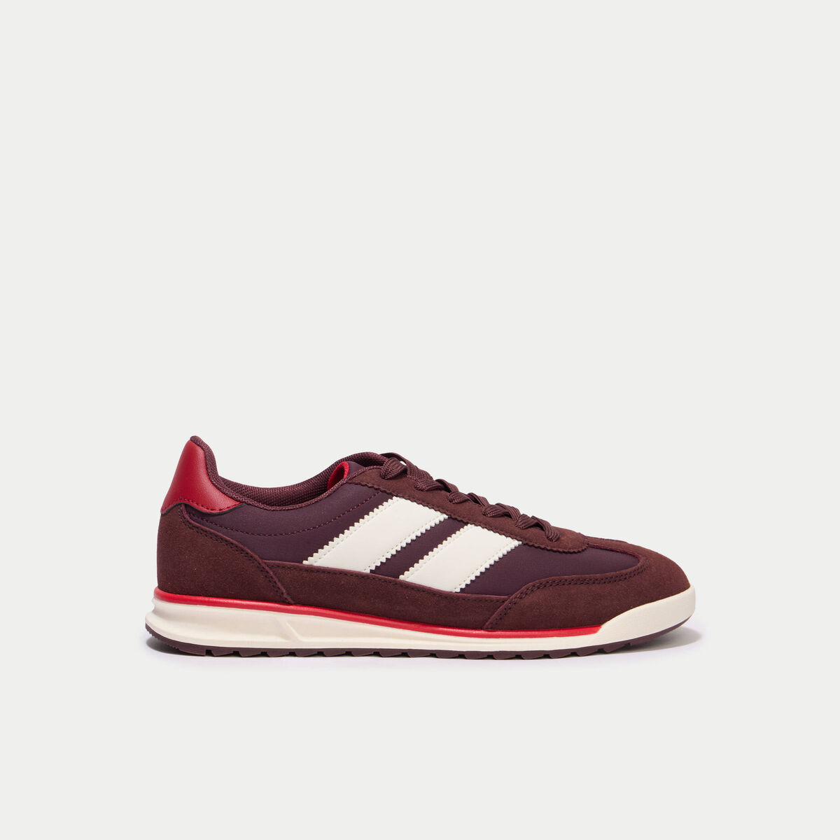 Basket aspect daim bordeaux femme