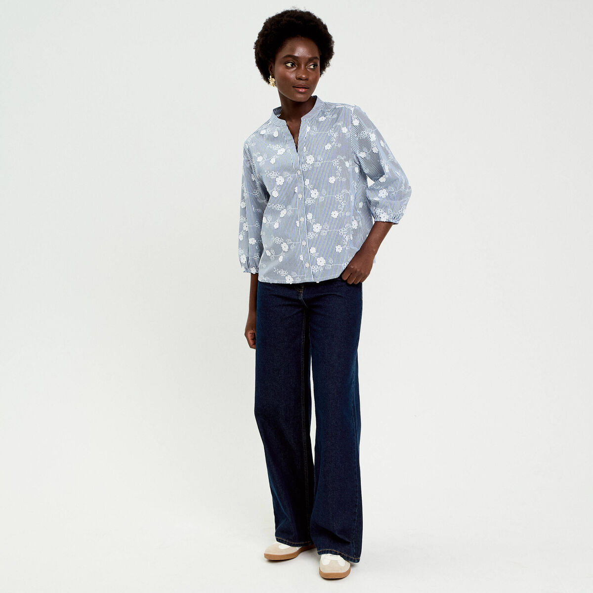 Blouse brod&eacute;e col mao manches 3/4 blanc femme