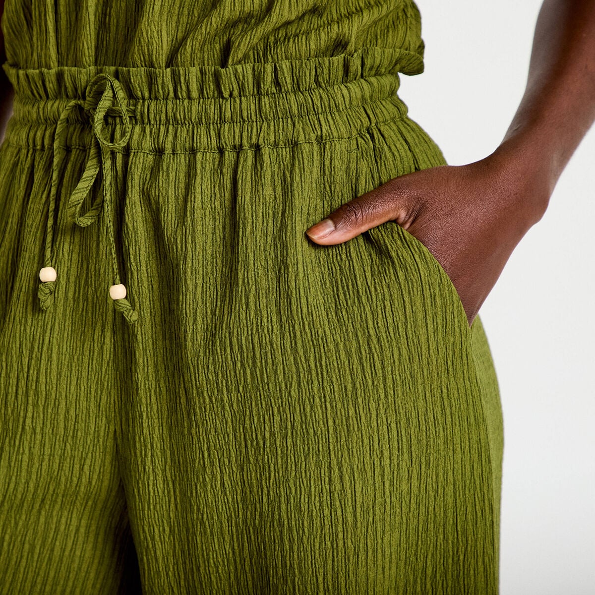 Pantalon large fluide taille haute vert kaki femme