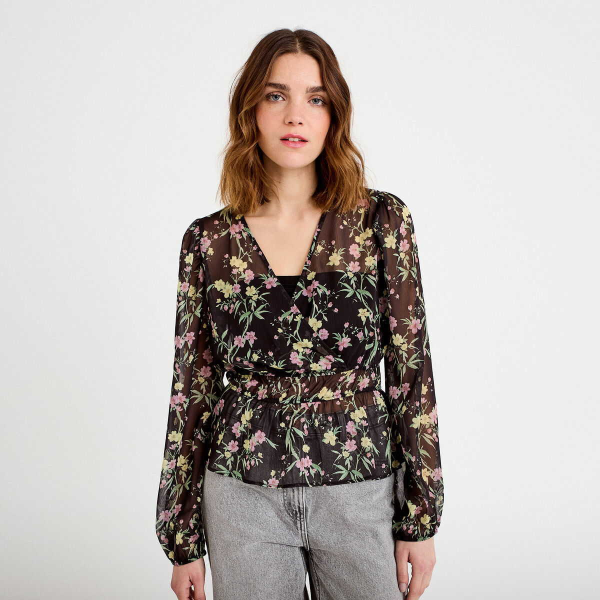 Blouse cintr&eacute;e col v manches longues noir femme