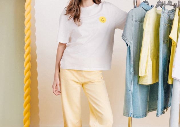 Jean taille haute femme : mom ou wide leg ?