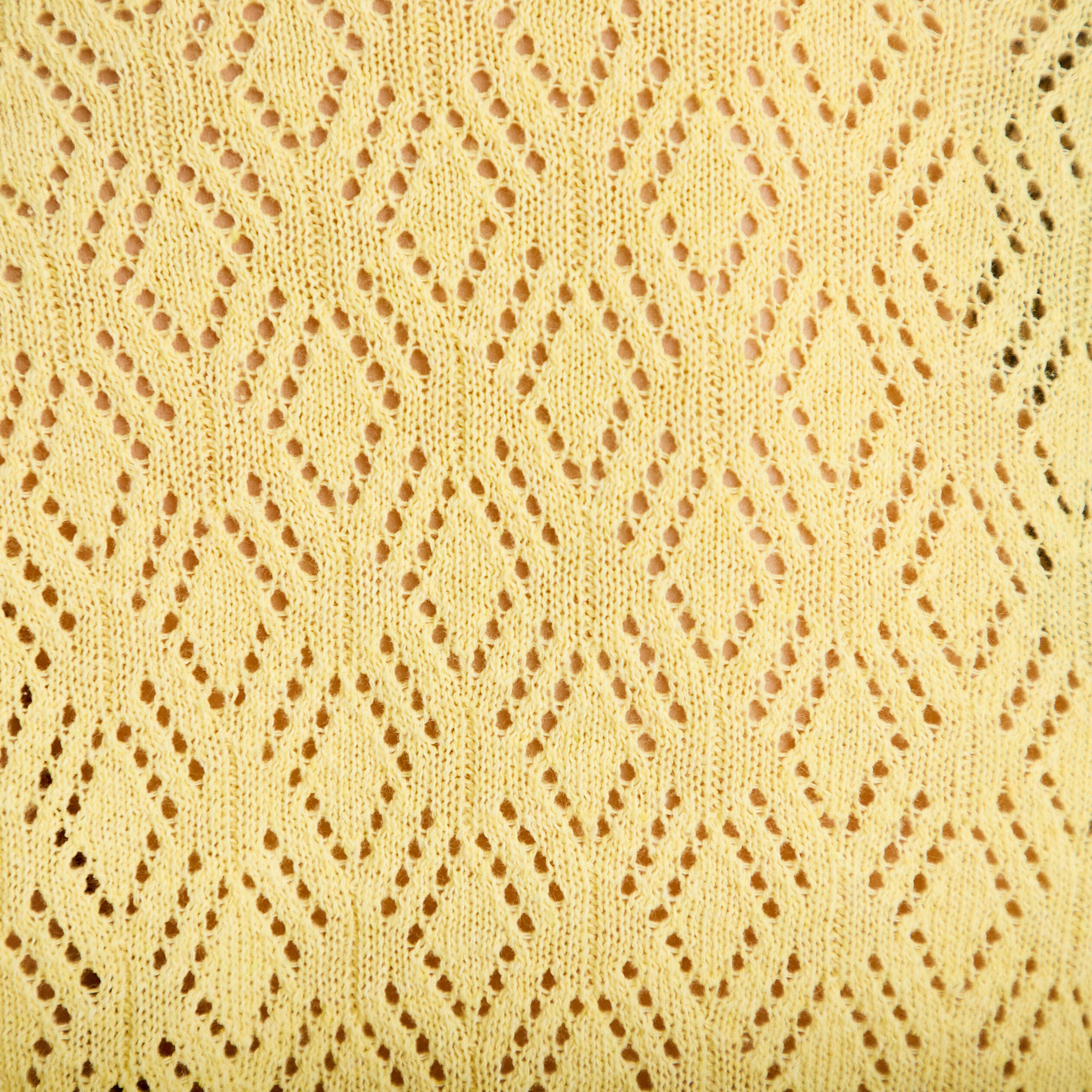 Pull ajour&eacute; col v manches courtes jaune pastel femme