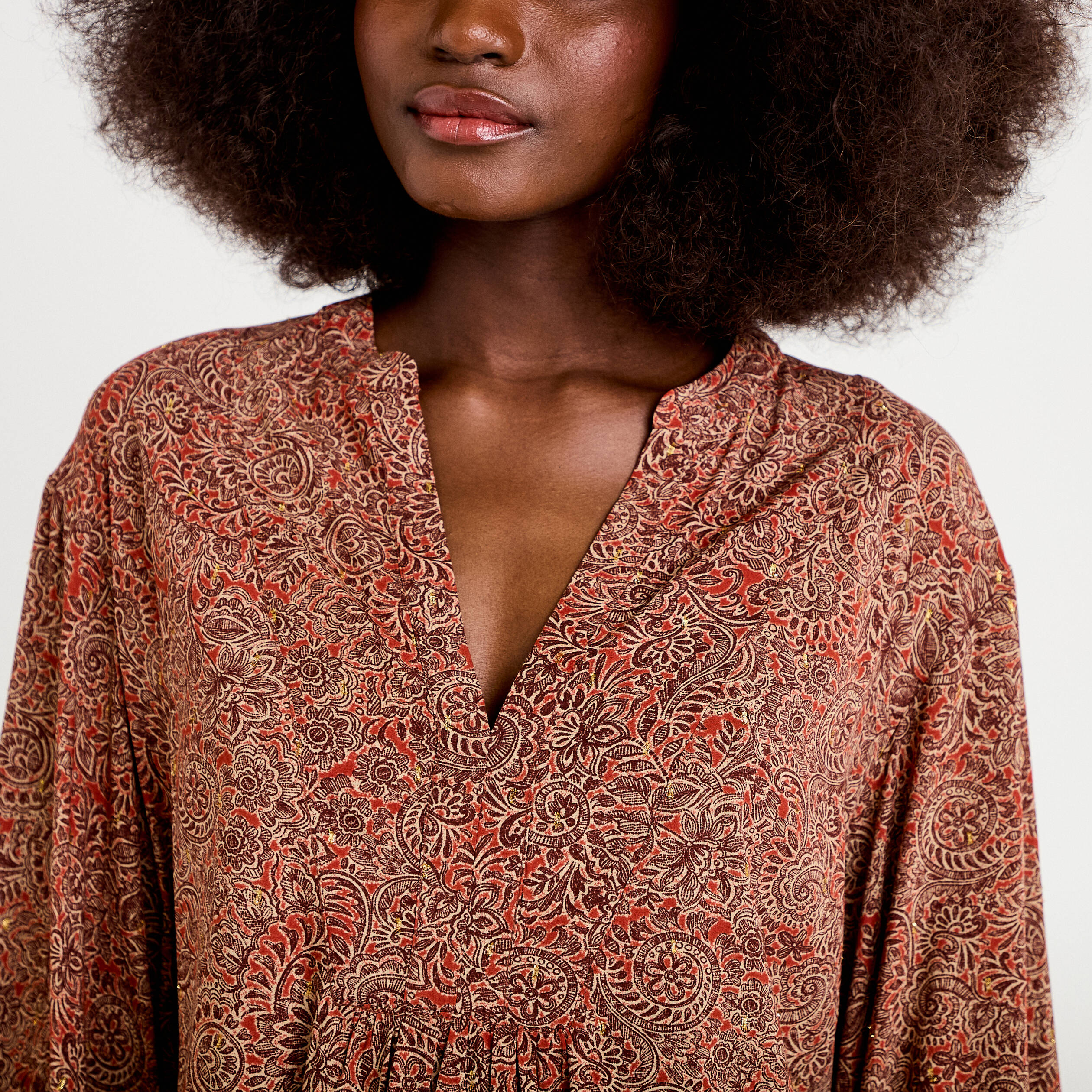 Blouse col v manches longues rouge fonc&eacute; femme