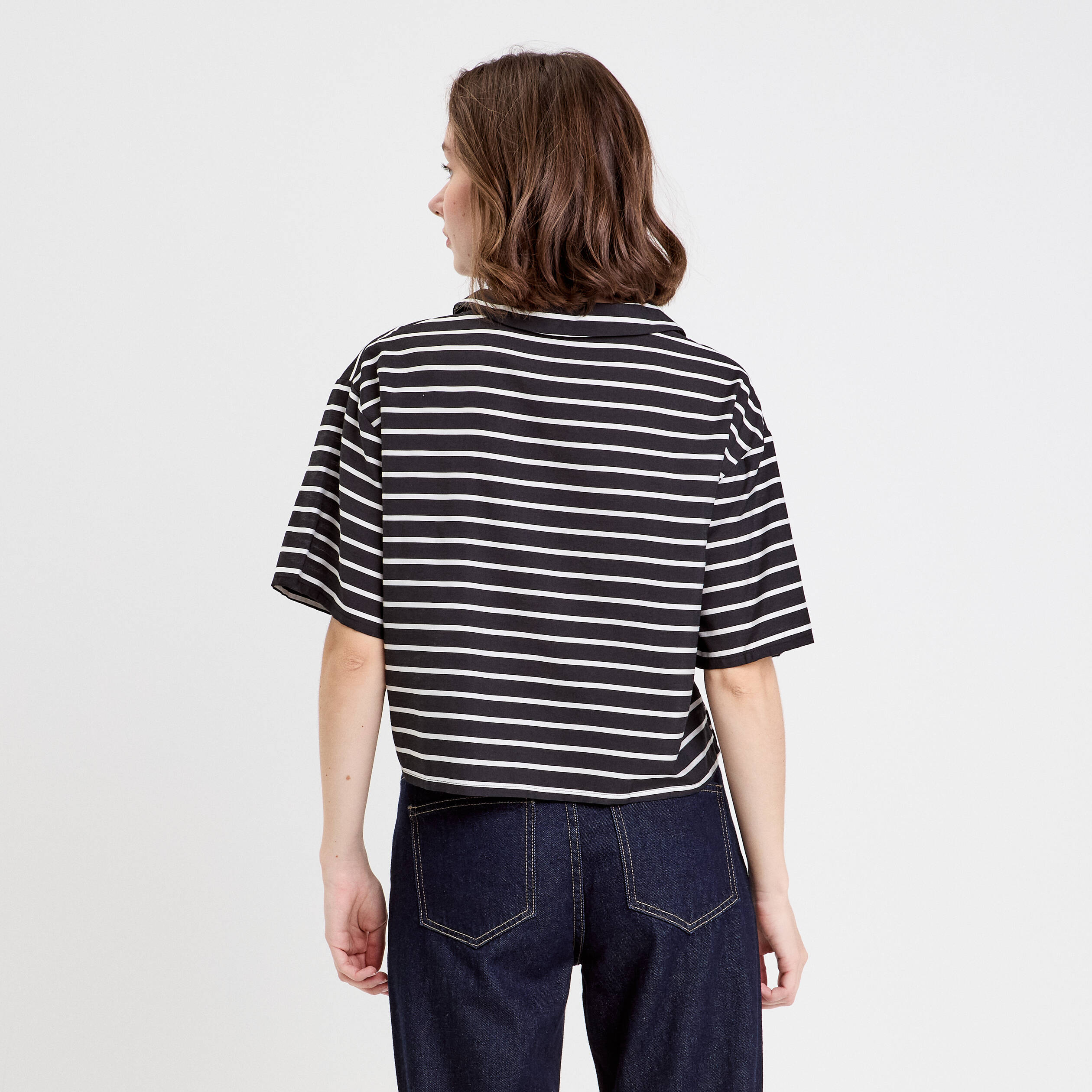 Blouse col V manches courtes noir femme