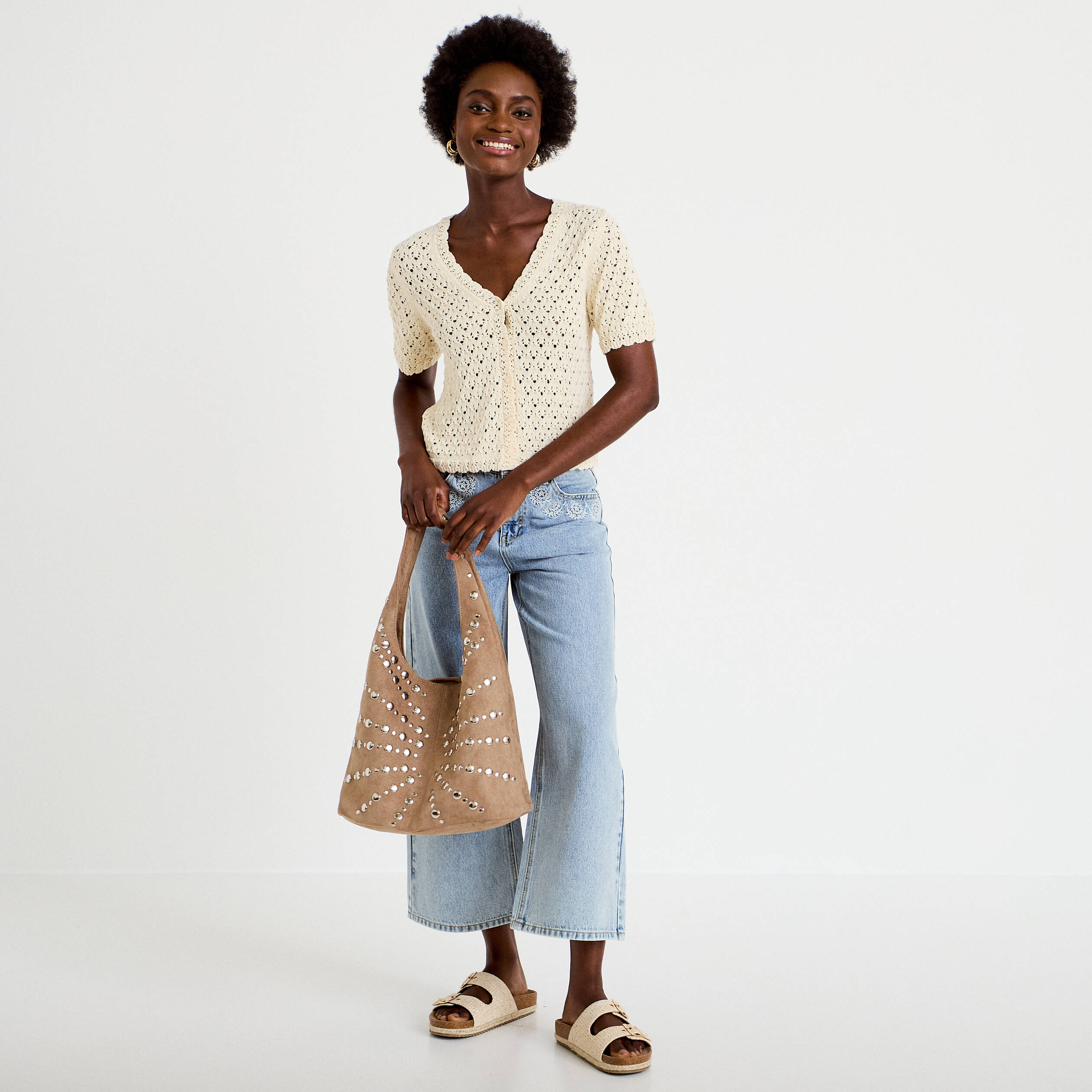 Gilet ajour&eacute; col v manches courtes ecru femme