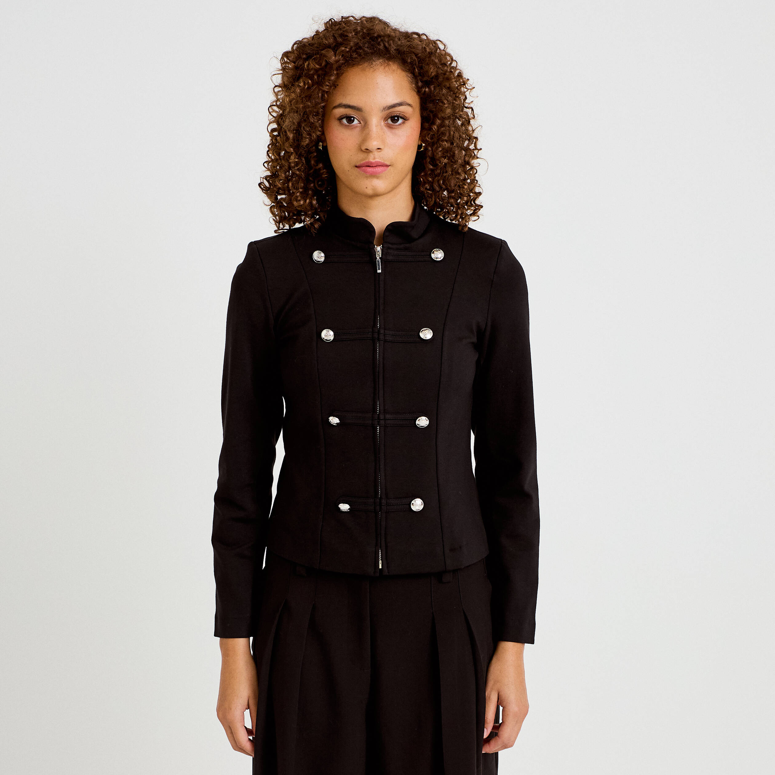 Veste ajust&eacute;e manches longues noir femme