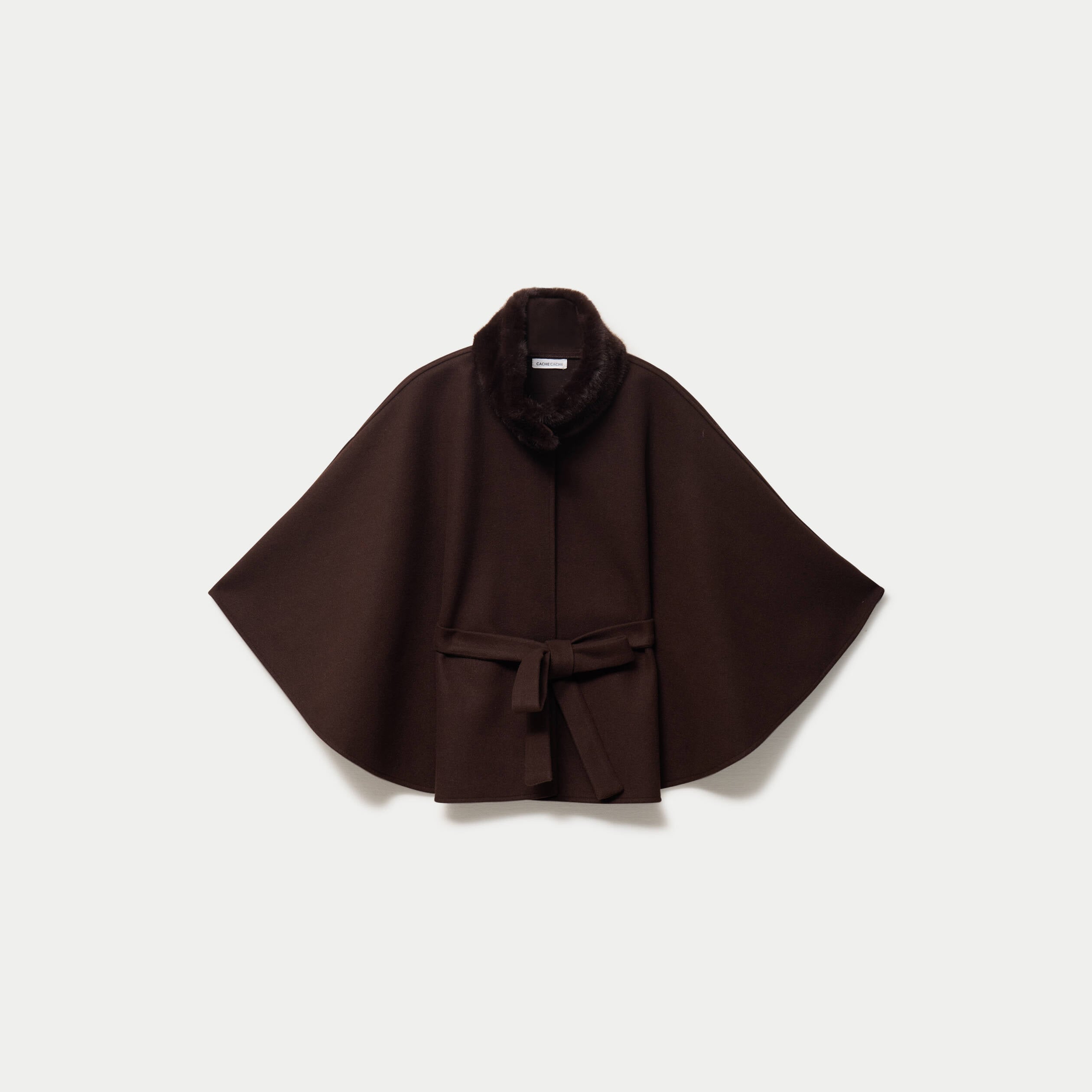 Poncho en fausse fourrure marron fonc&eacute; femme
