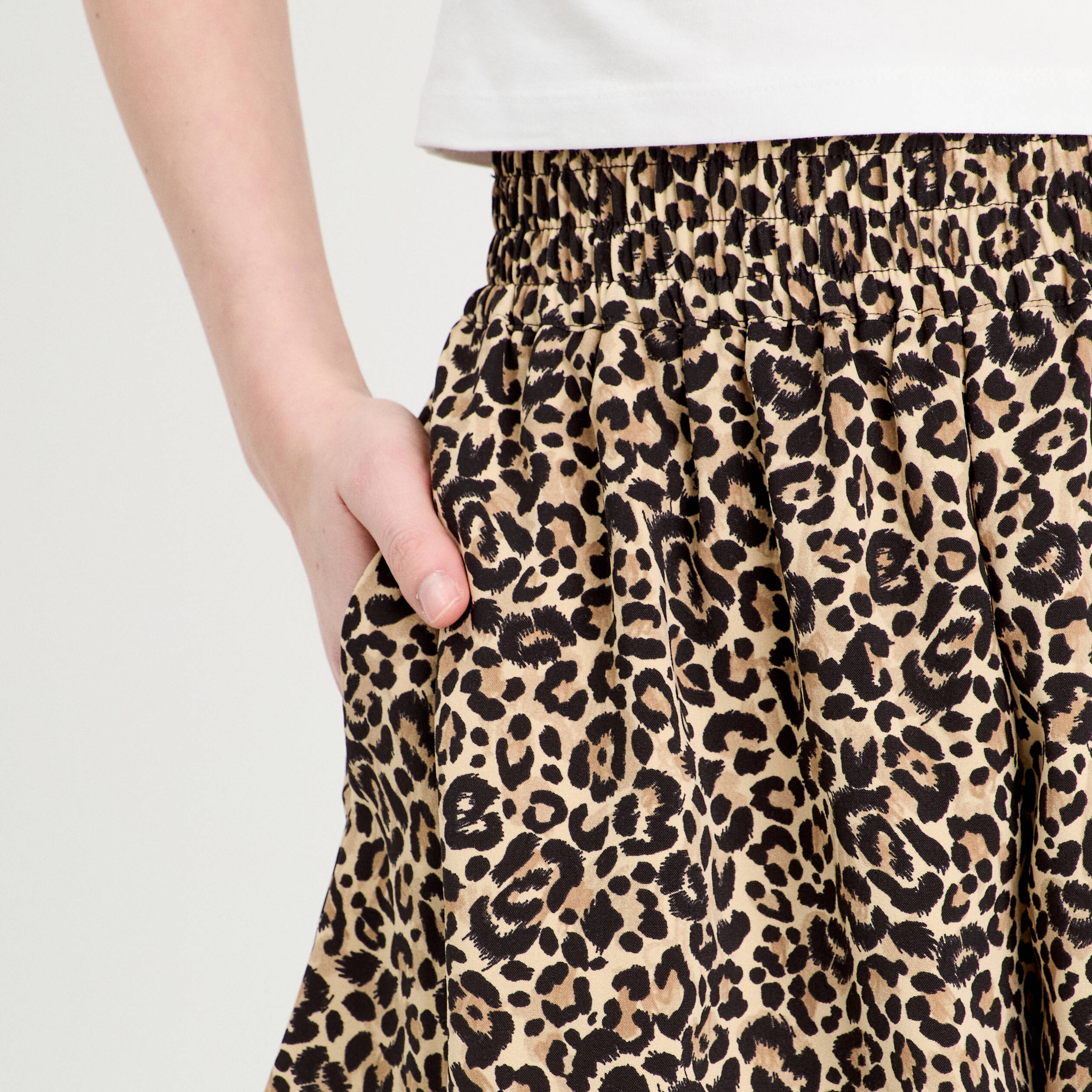 Short fluide regular beige femme