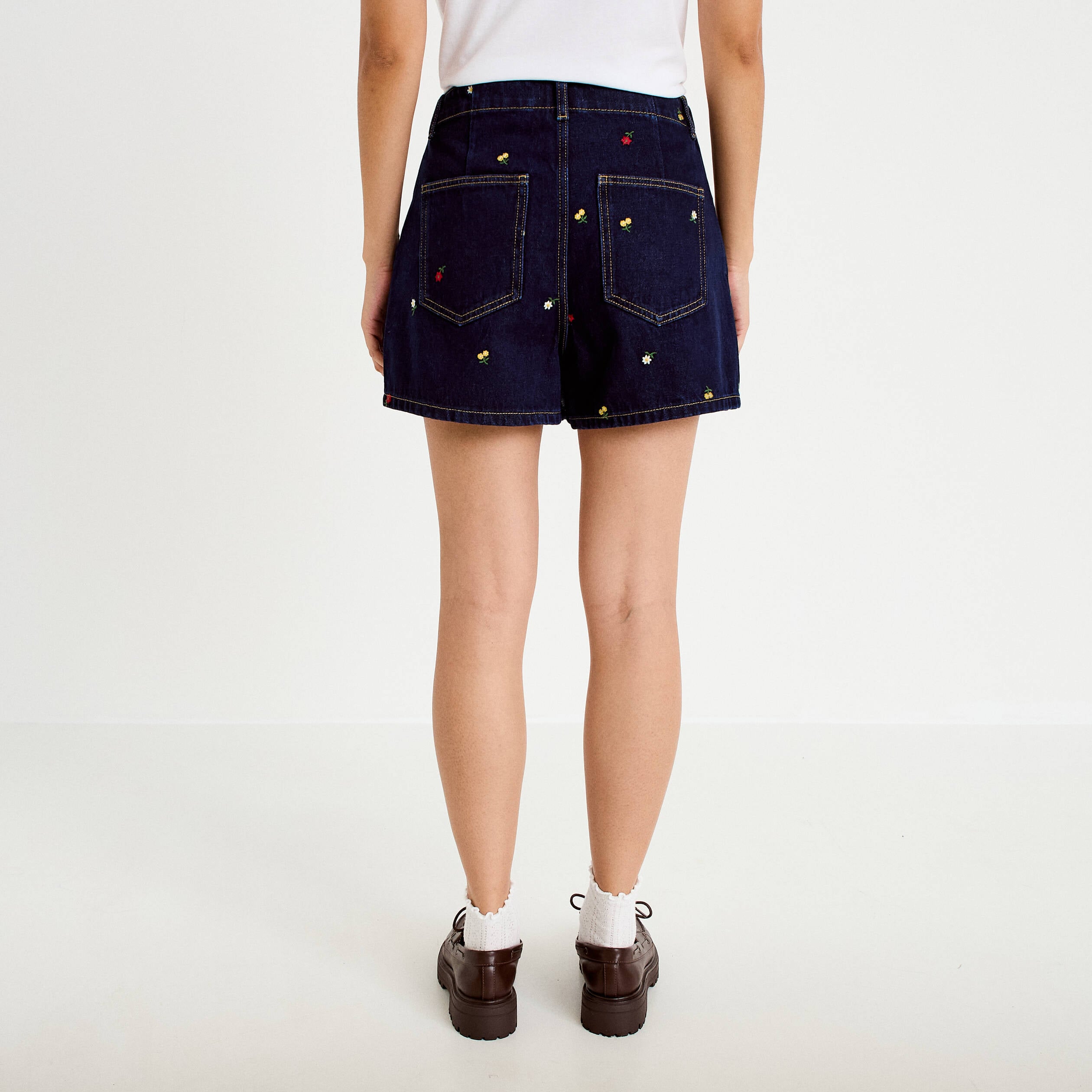 Jupe-short trap&egrave;ze en jean bleu marine femme