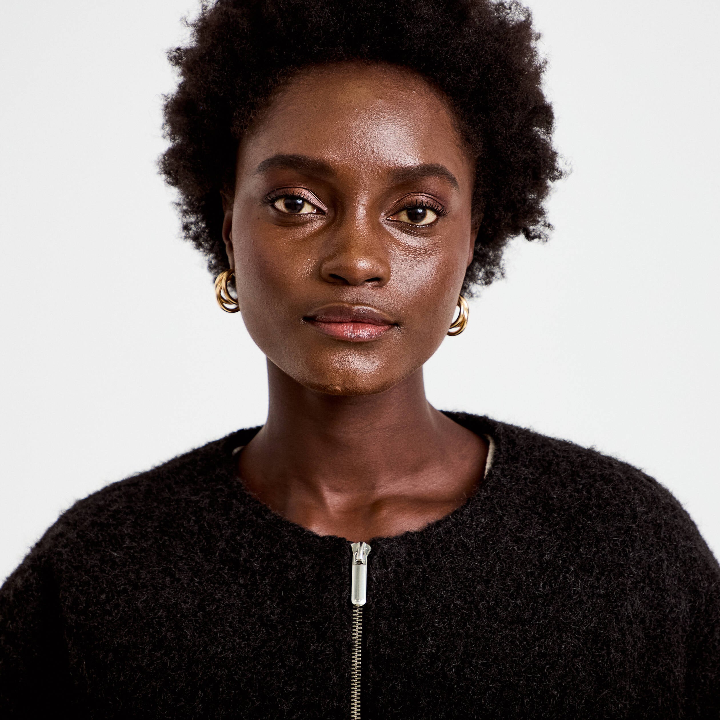 Veste cropped bas resserr&eacute; noir femme