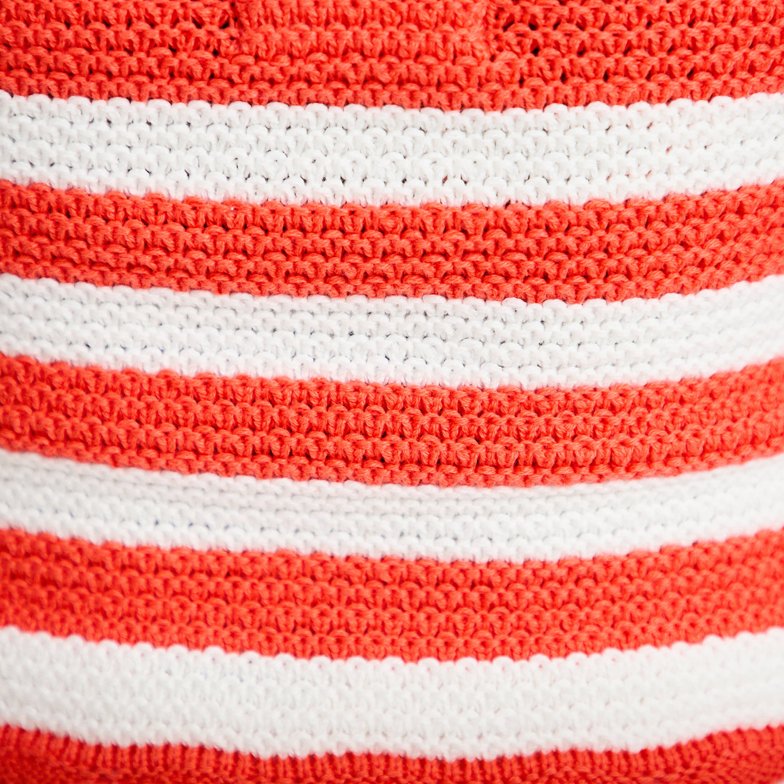 D&eacute;bardeur dos nu crochet rouge femme