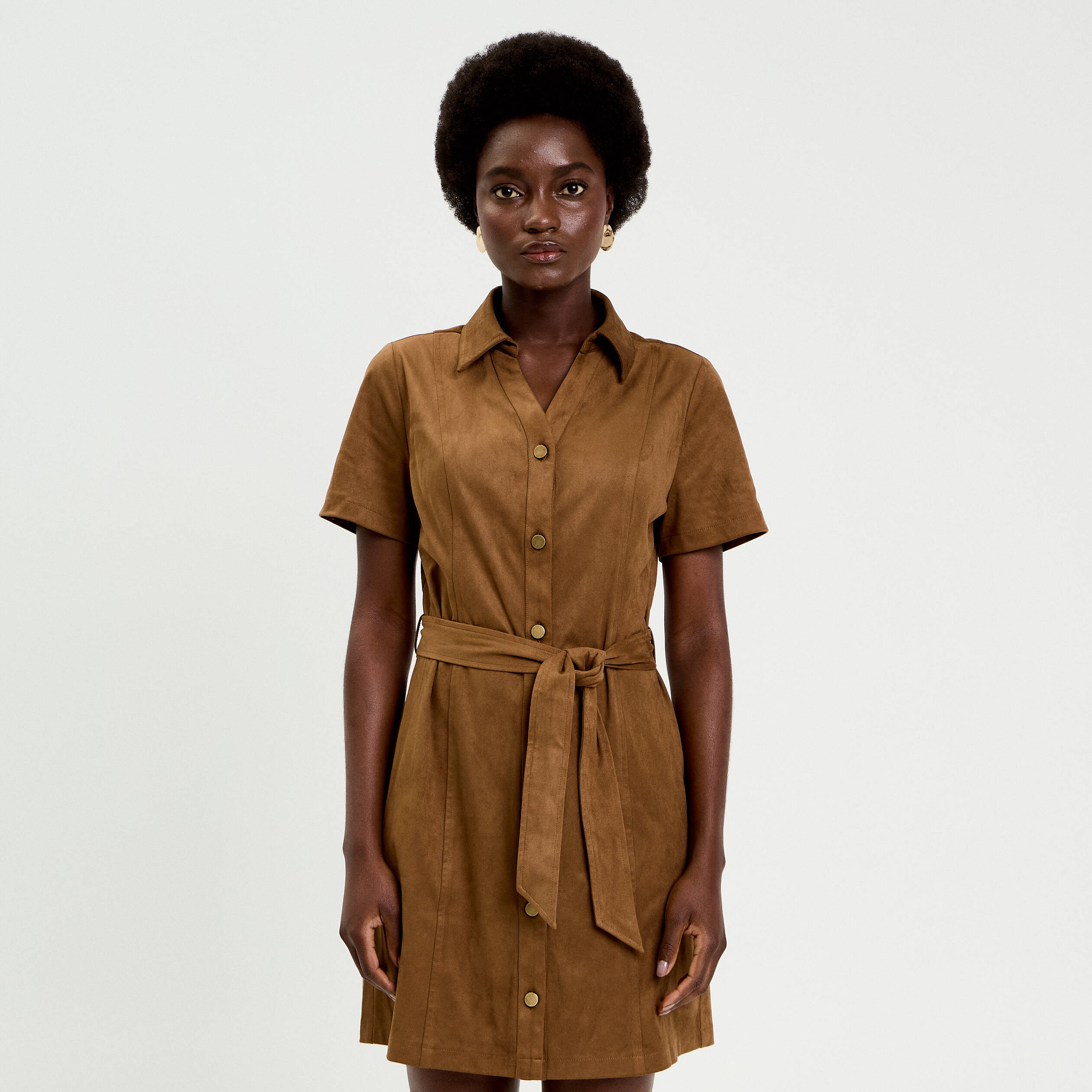 Robe boutonn&eacute;e aspect daim marron fonc&eacute; femme