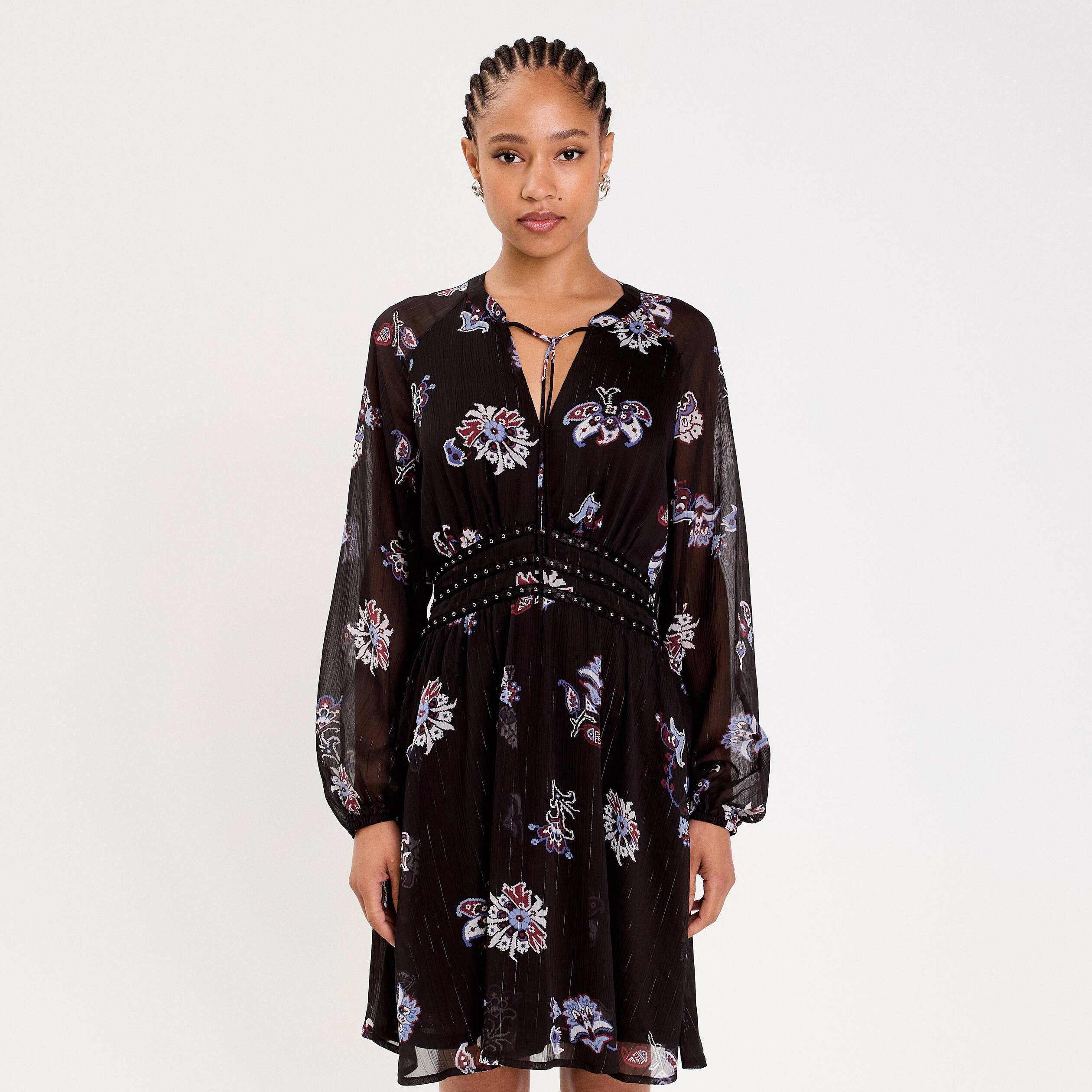 Robe courte &eacute;vas&eacute;e col v manches longues bleu fonc&eacute; femme