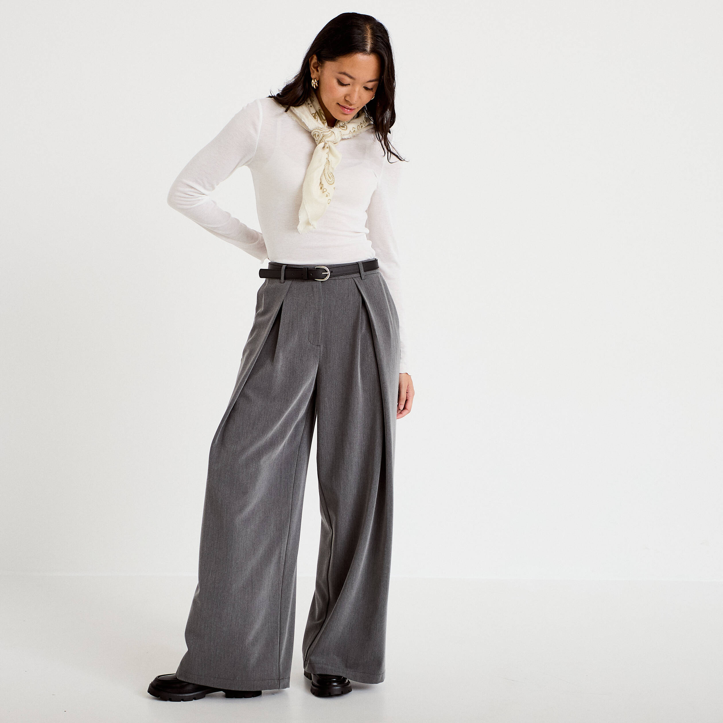 Pantalon bootcut ceinture amovible gris clair femme