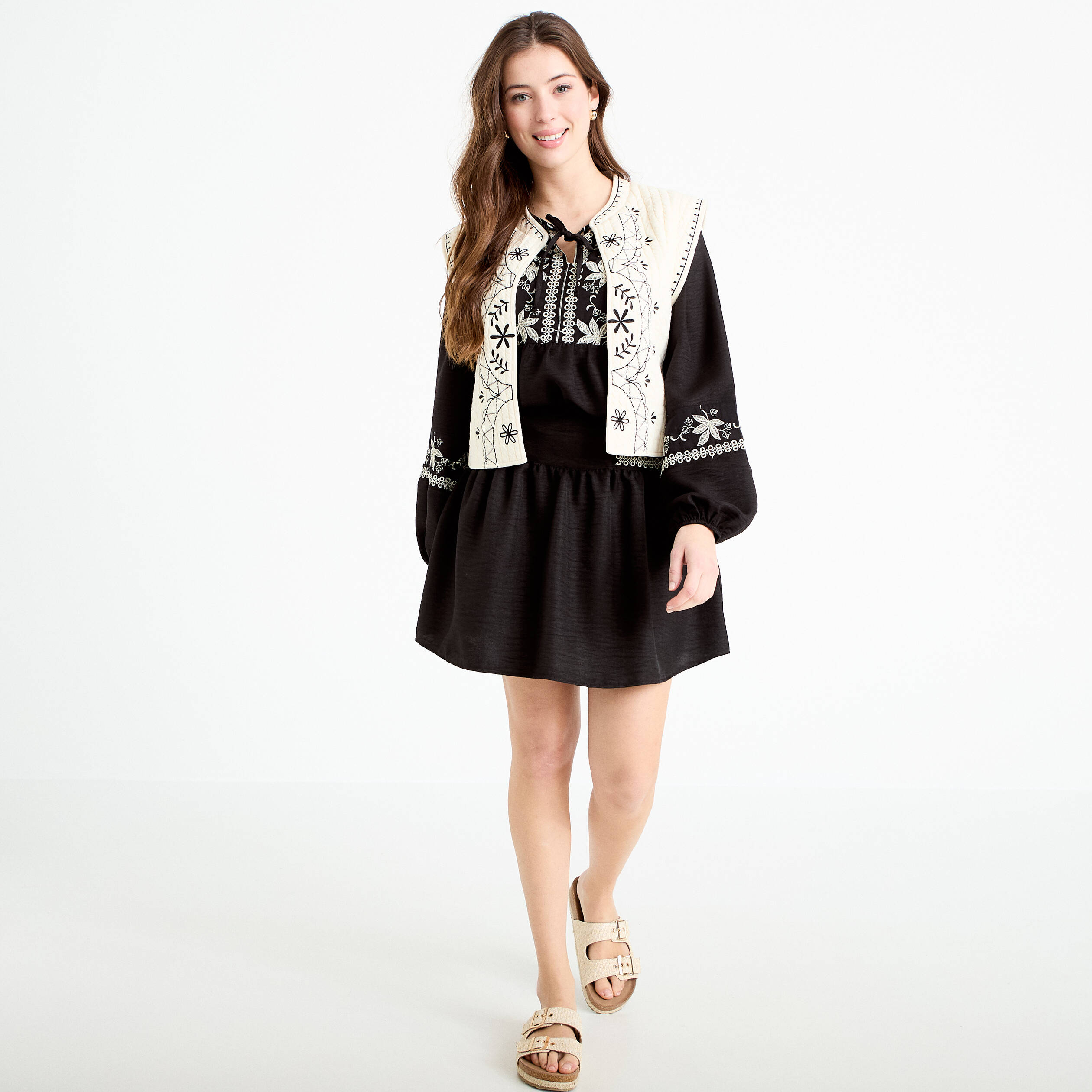 Jupe courte &eacute;vas&eacute;e taille haute noir femme