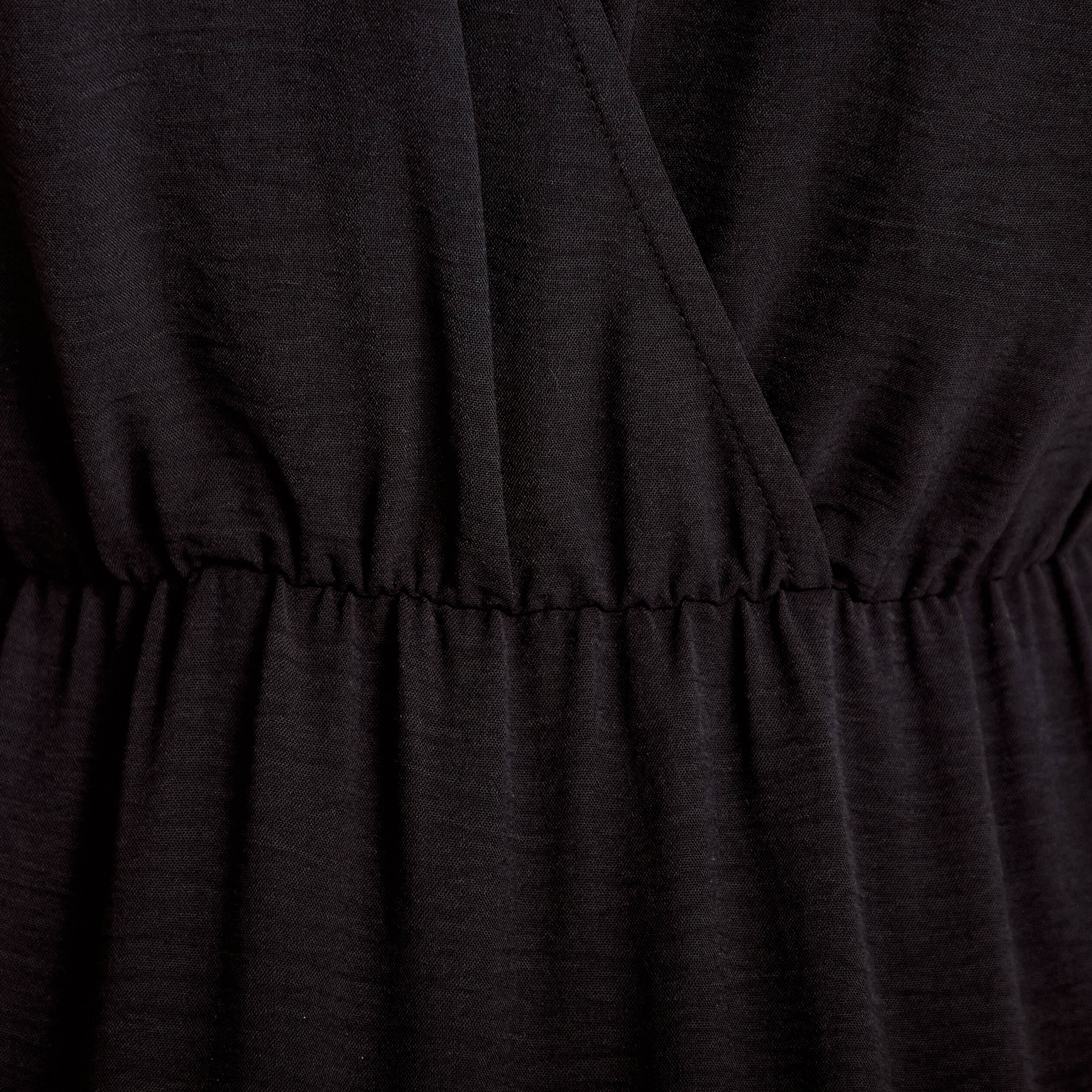Robe longue &eacute;vas&eacute;e col V noir femme