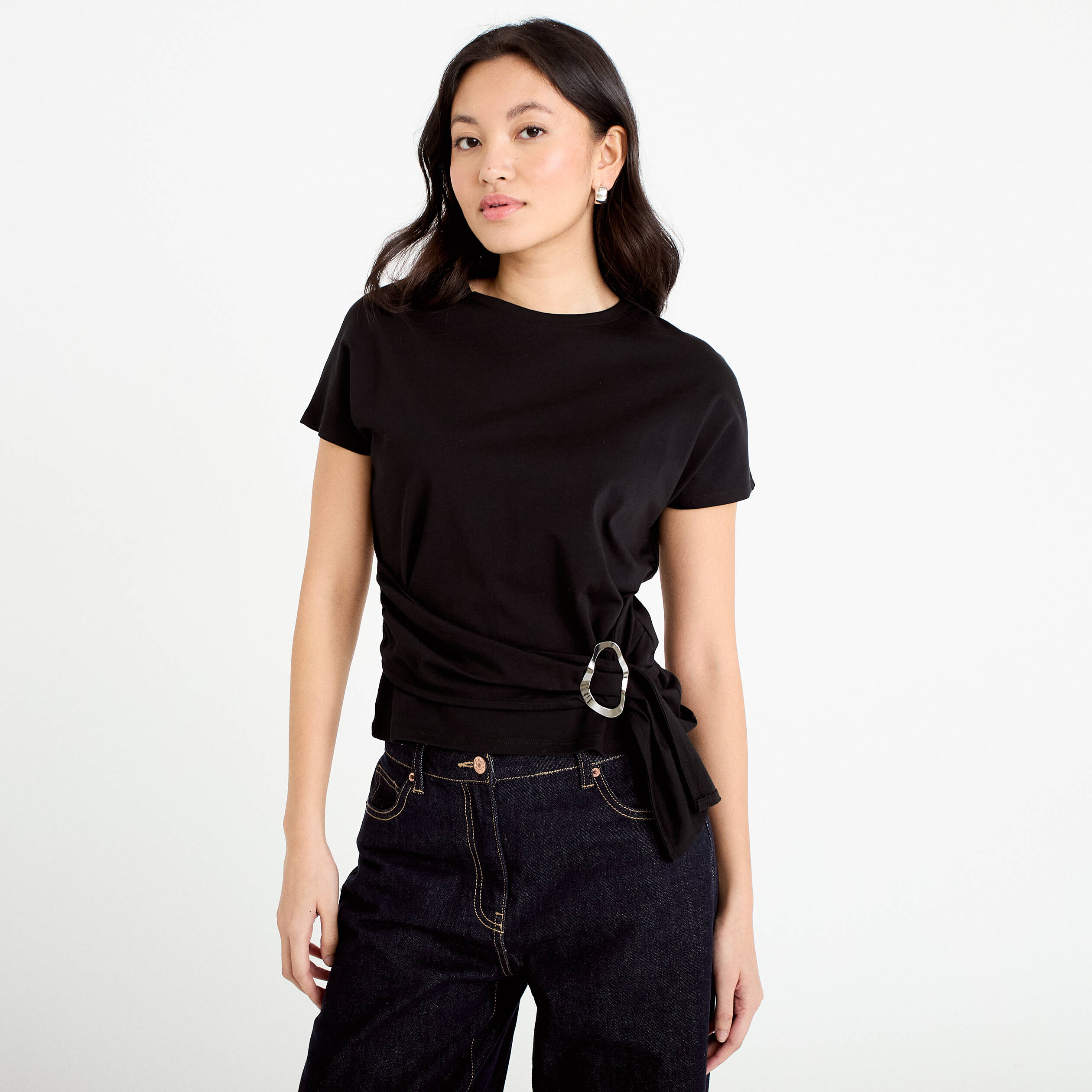 T-shirt ceintur&eacute; noir femme
