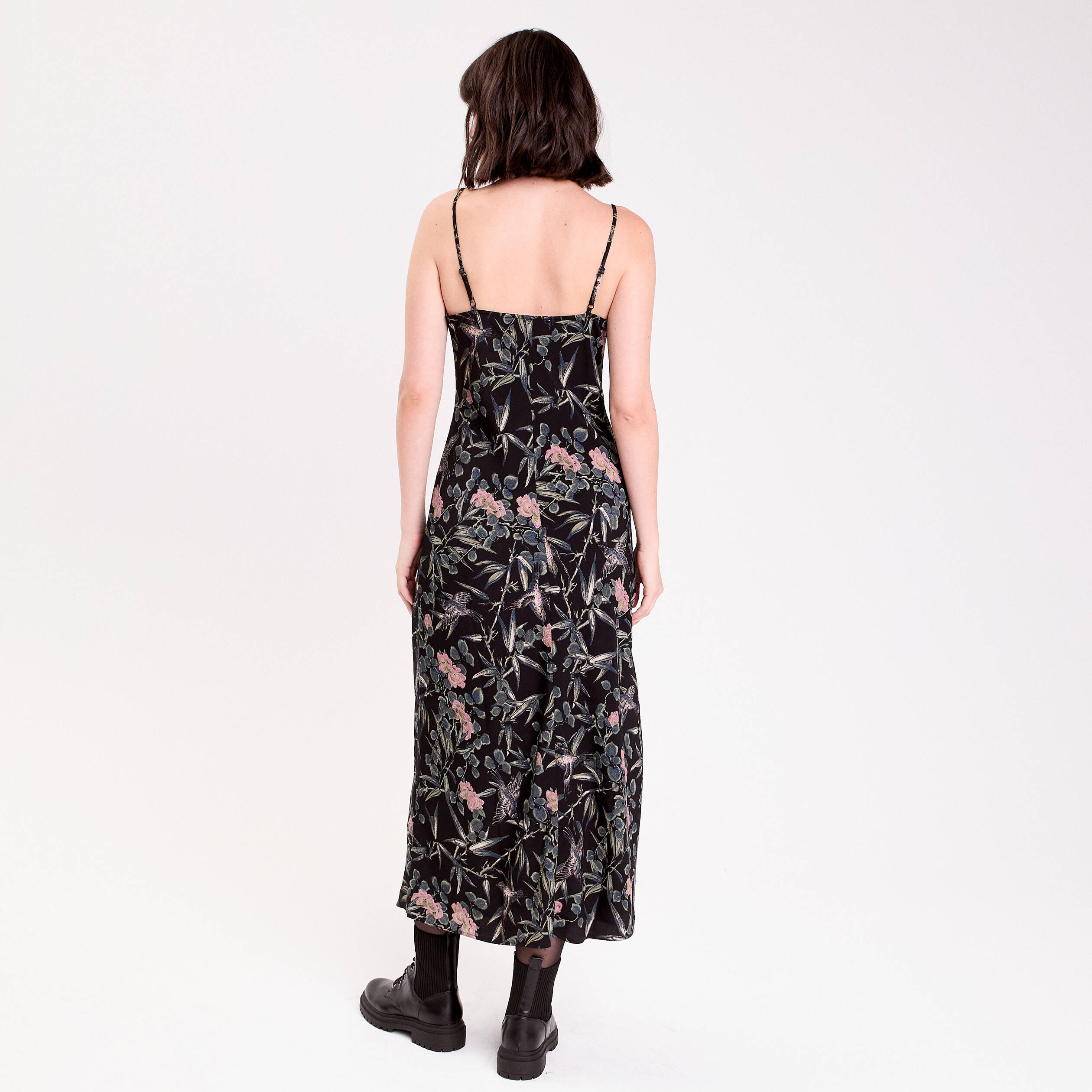 Robe longue droite col v dentelle noir femme