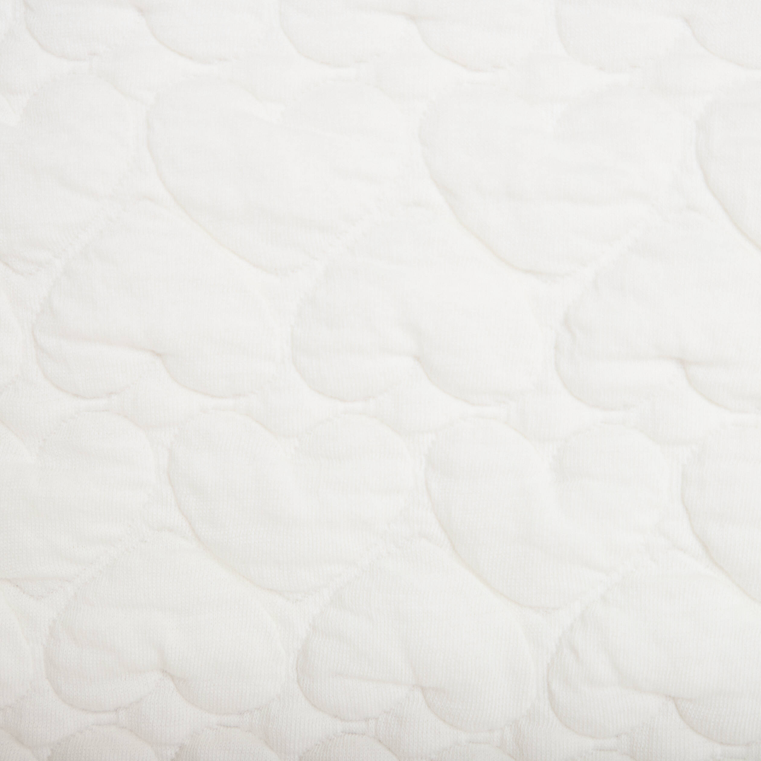 Gilet matelass&eacute; sans manches ecru femme
