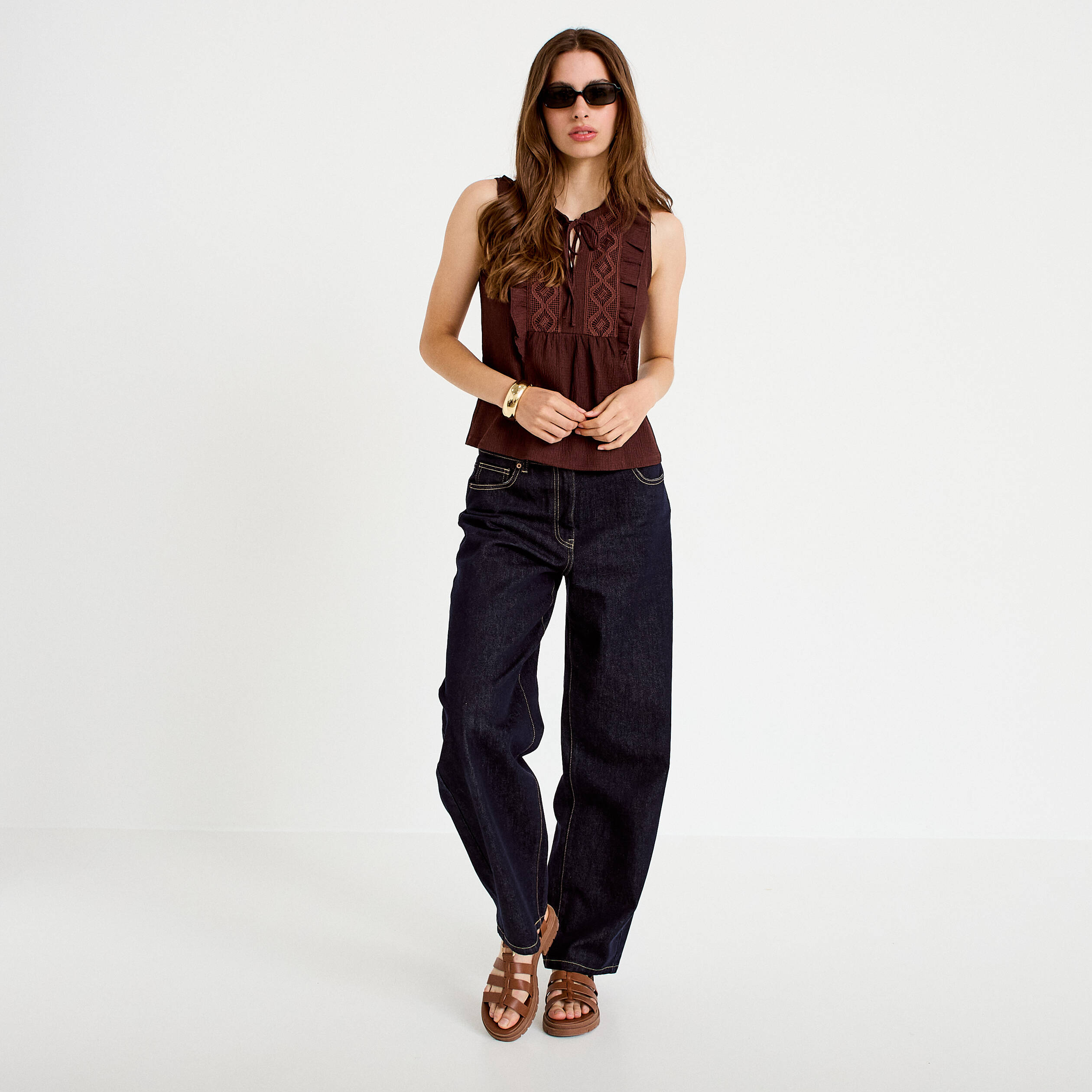 Blouse sans manches col v marron femme