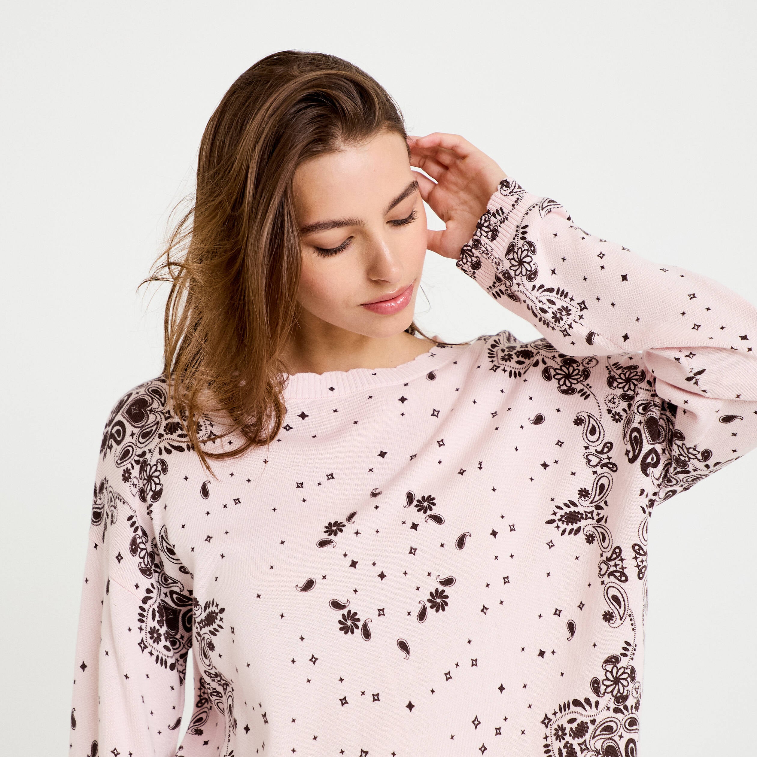 Pull col rond manches longues rose clair femme