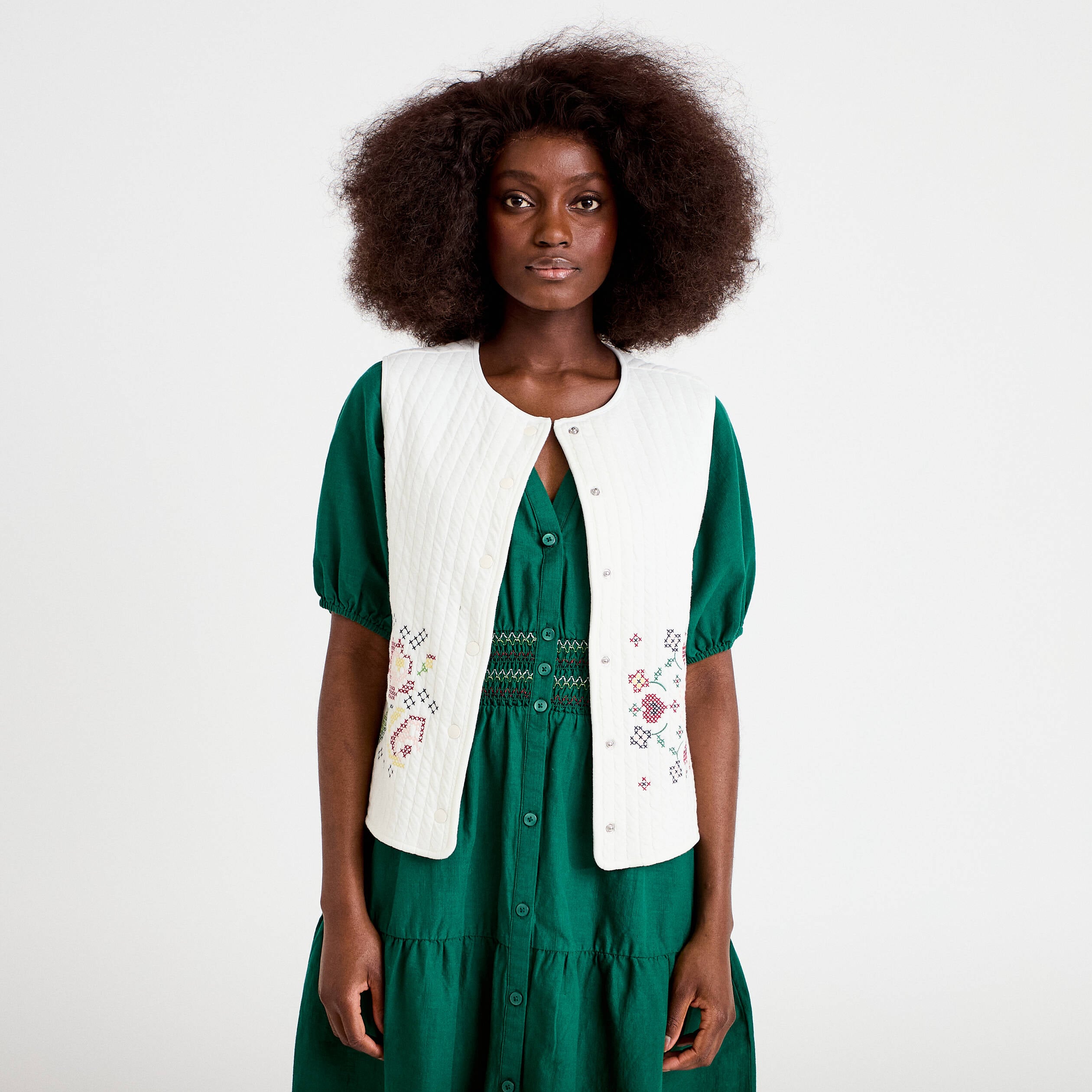 Gilet matelass&eacute; oversize sans manches ecru femme