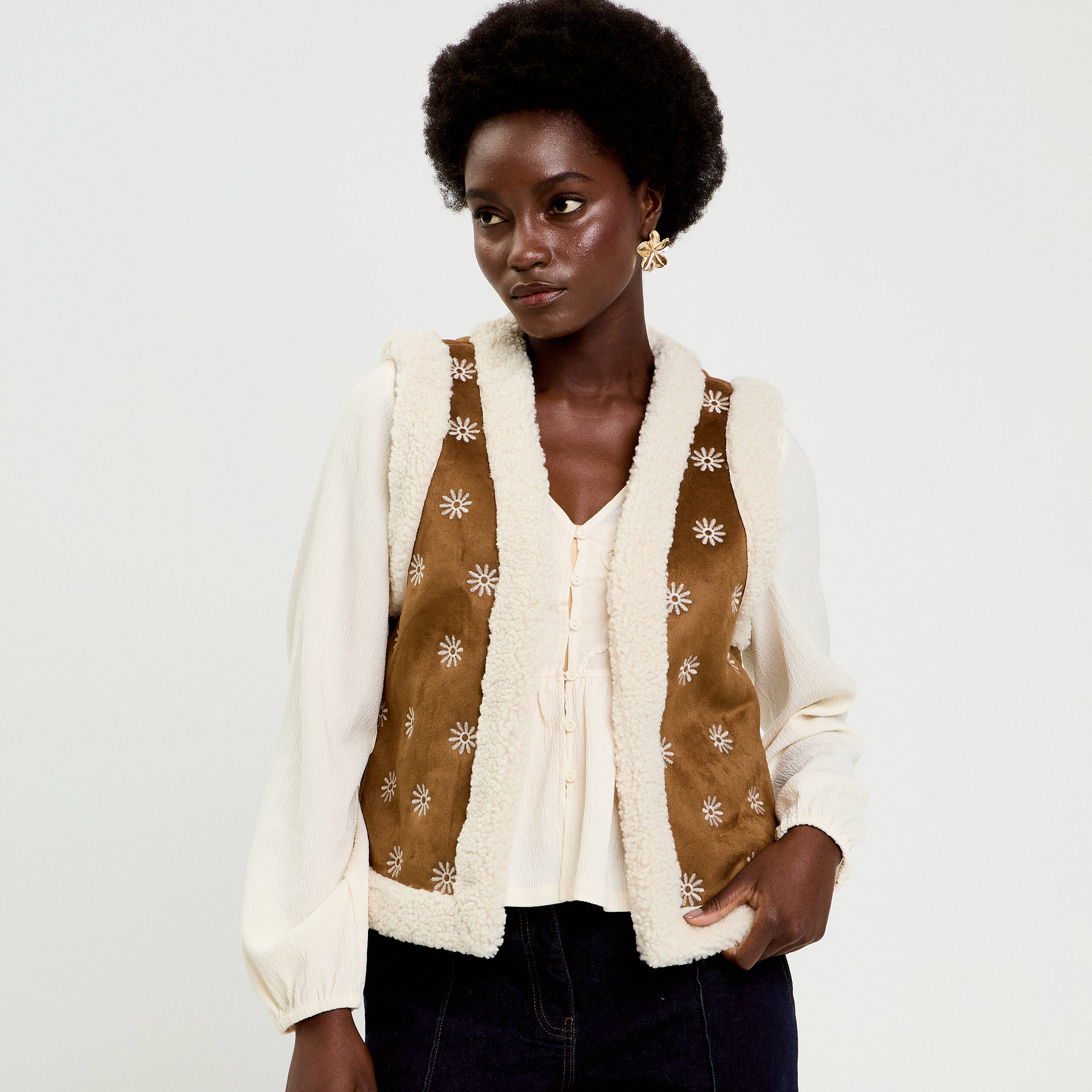 Gilet sans manches fausse fourrure marron fonc&eacute; femme