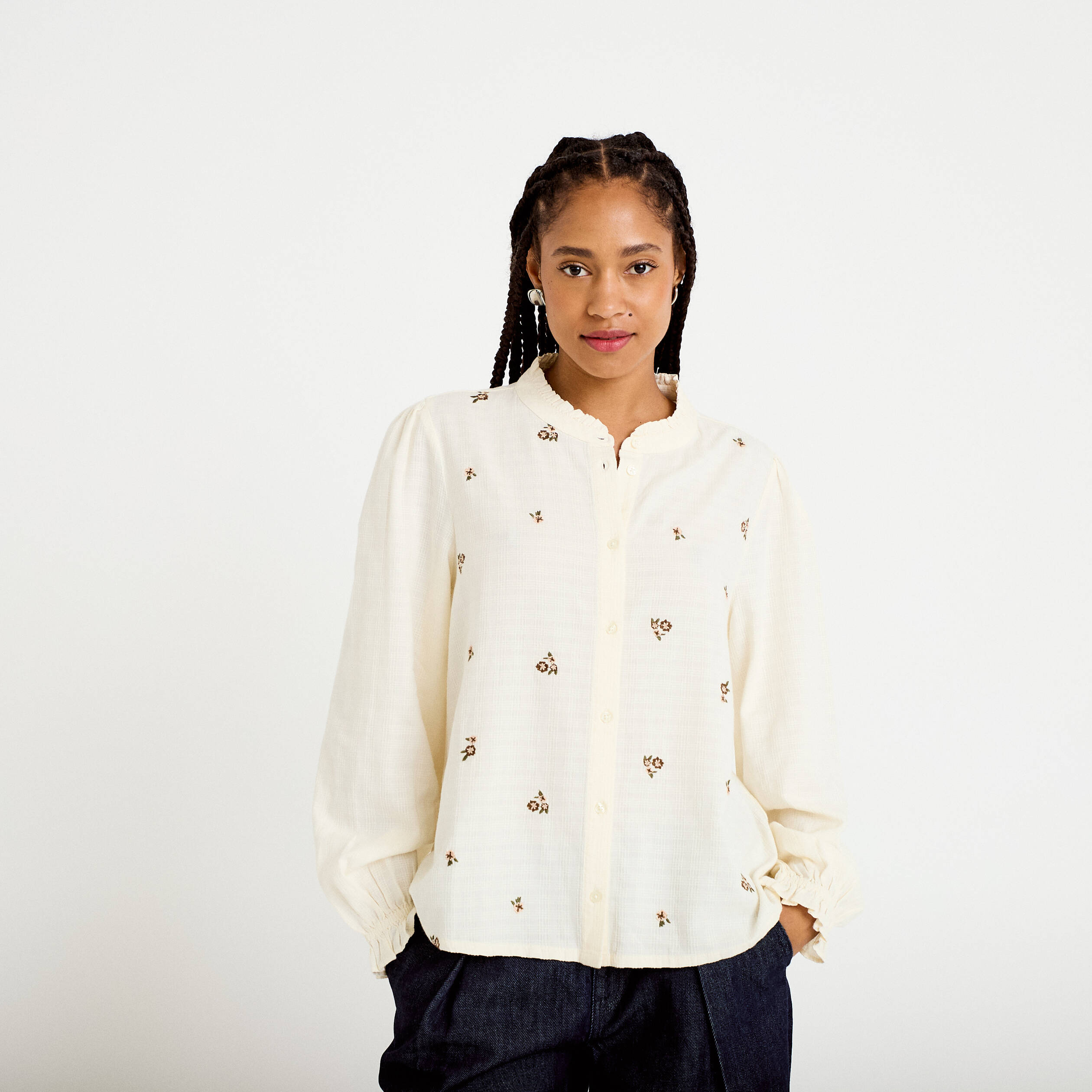 Blouse droite courte col v broderie ivoire femme