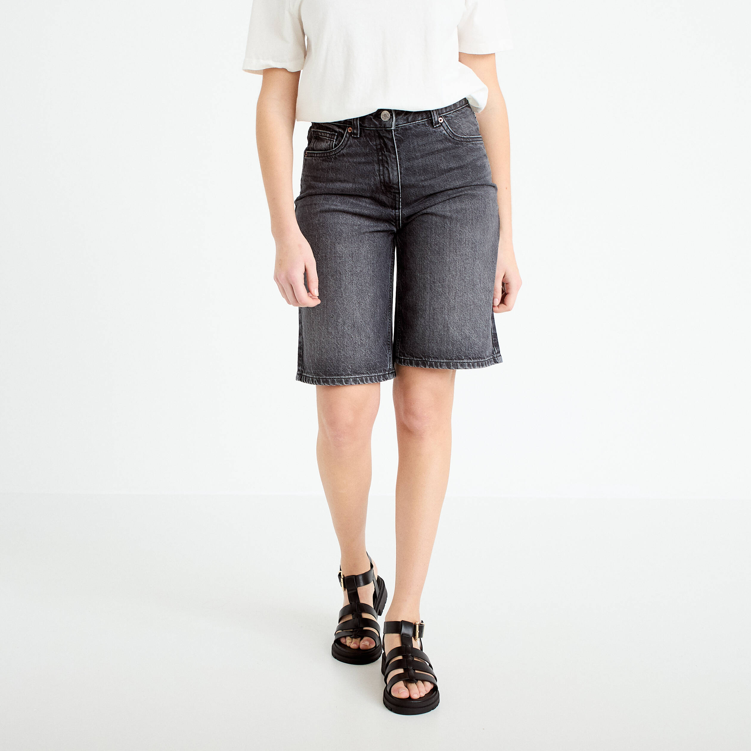 Bermuda en jean denim noir femme