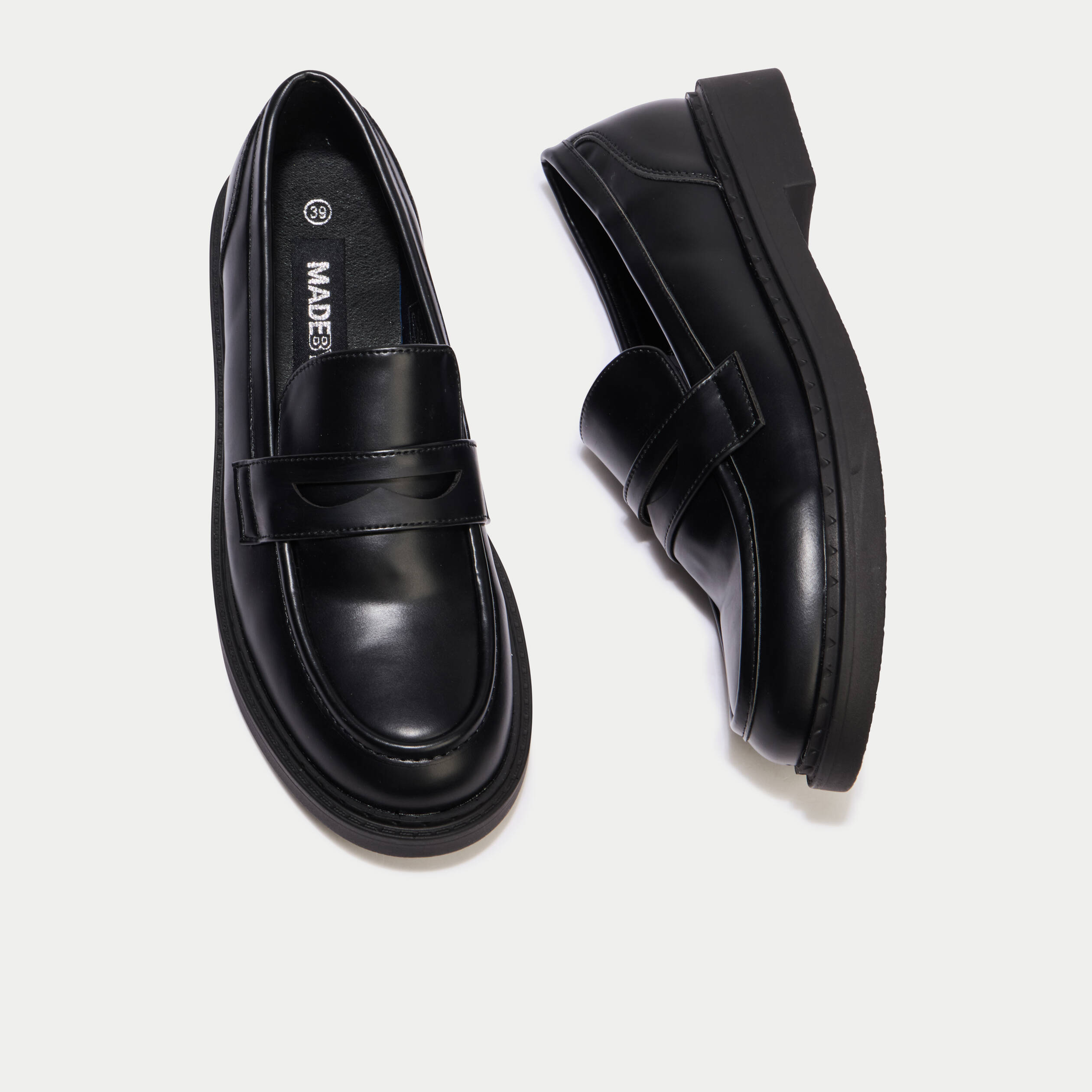 Mocassins noir femme