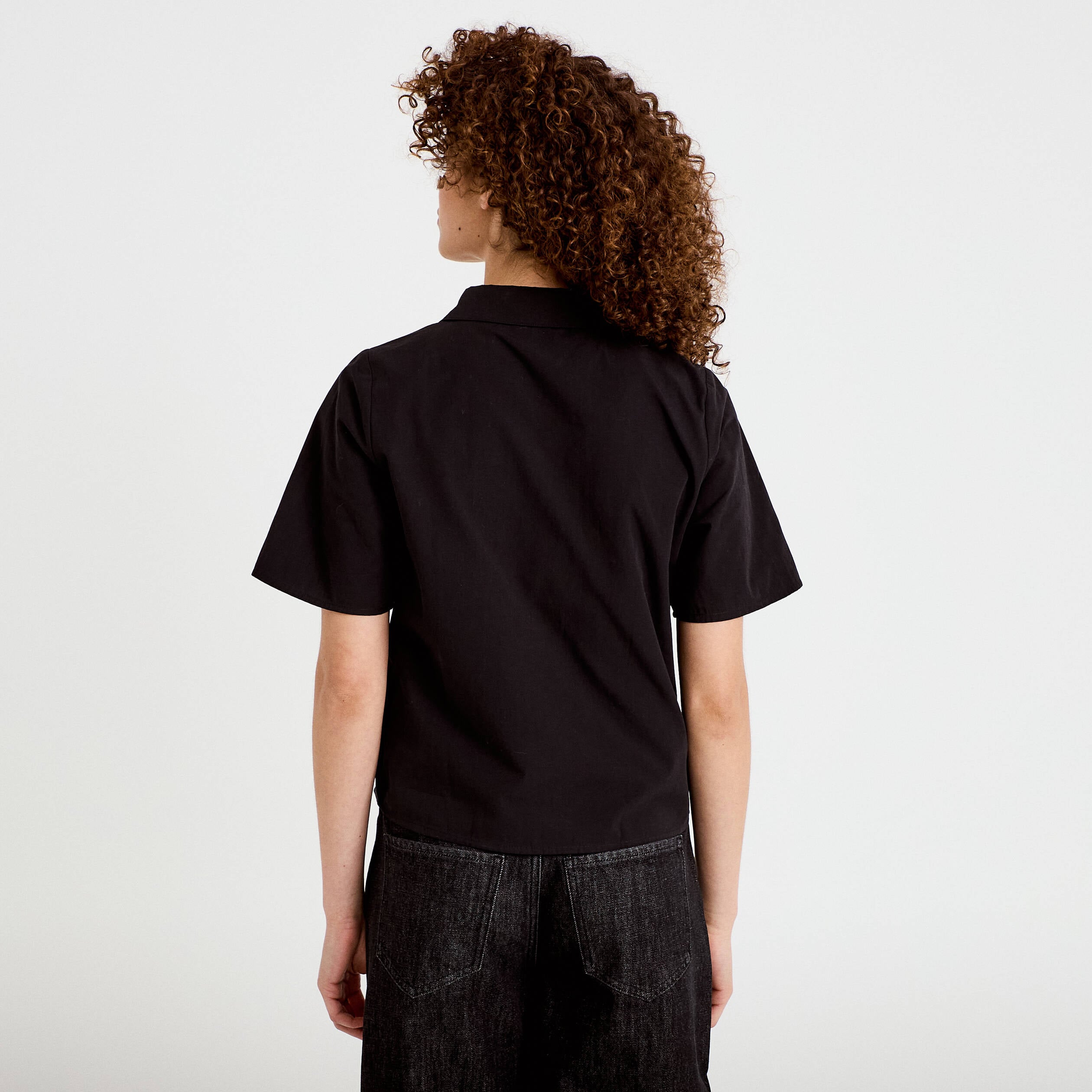 Chemise manches courtes noir femme