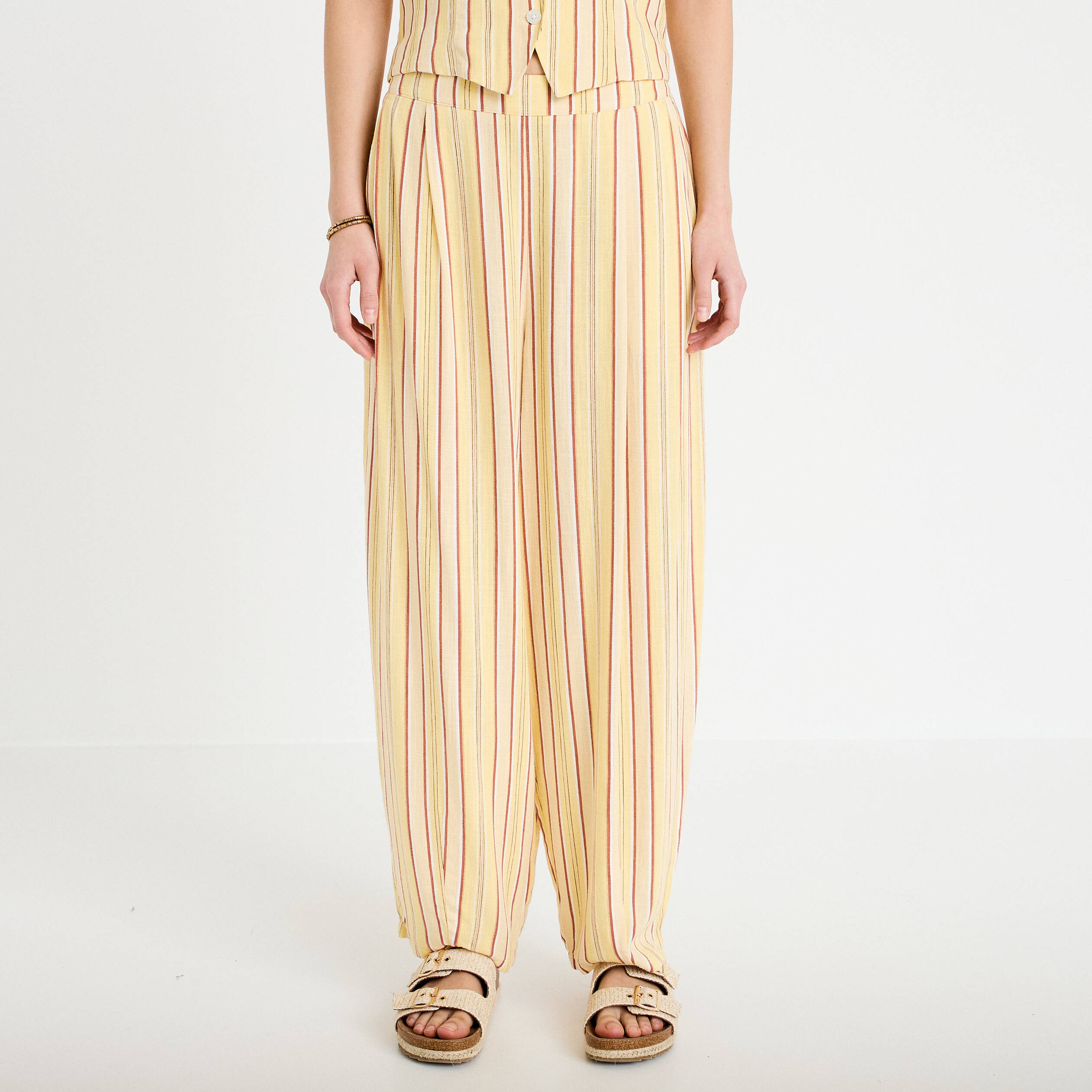 Pantalon large fluide jaune paille femme