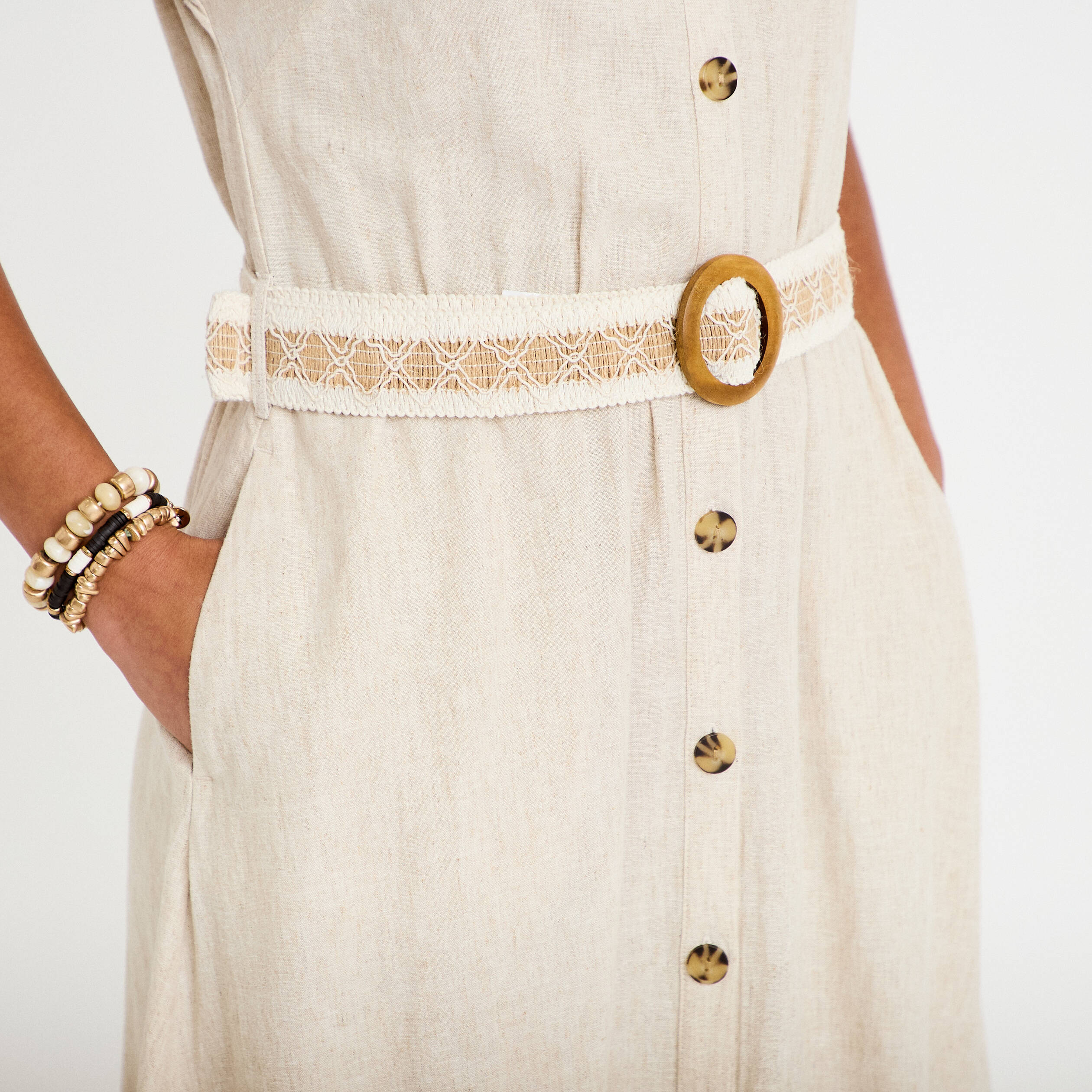 Robe &eacute;vas&eacute;e 3/4 col chemise ceinture beige femme