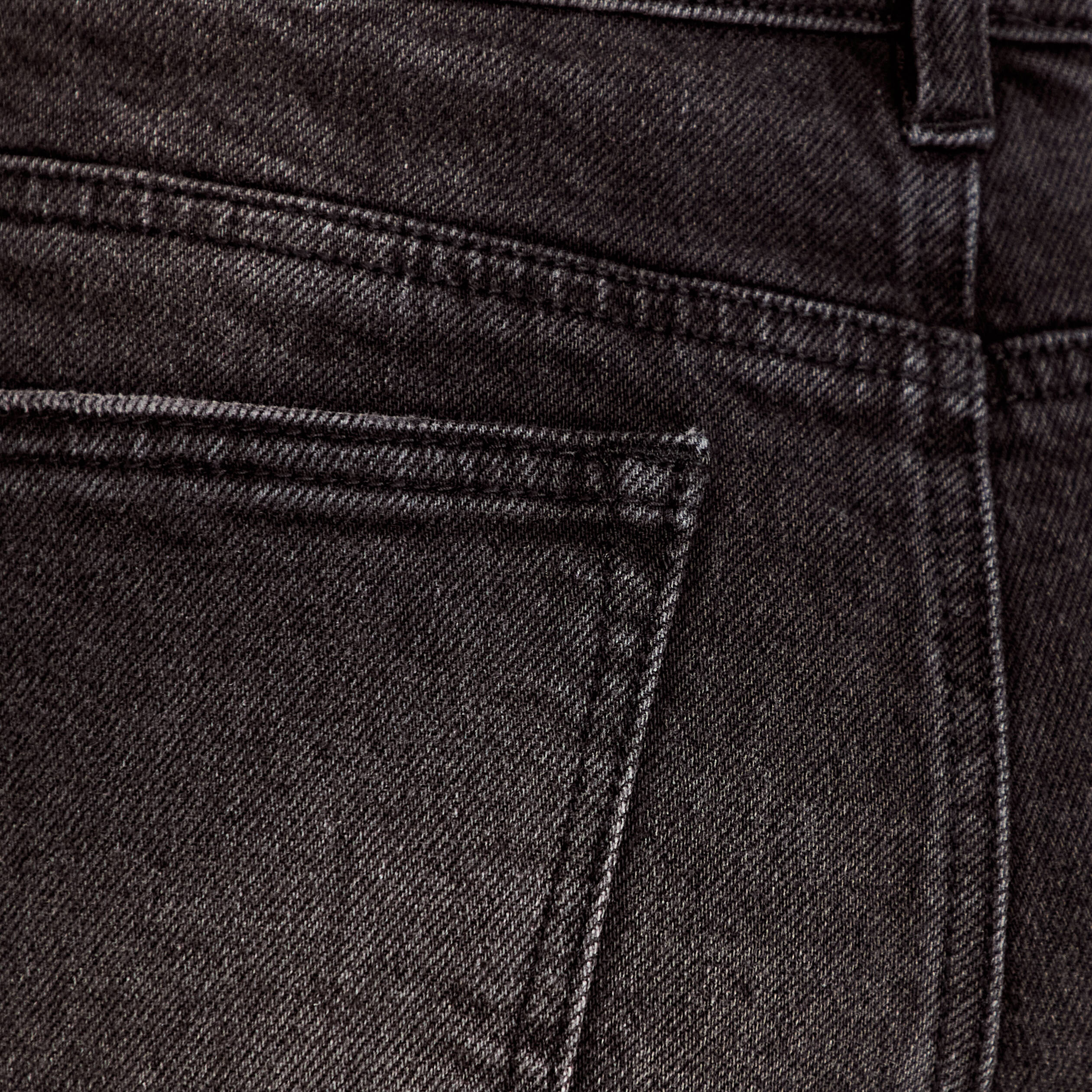 Short en jean avec broderie denim noir femme