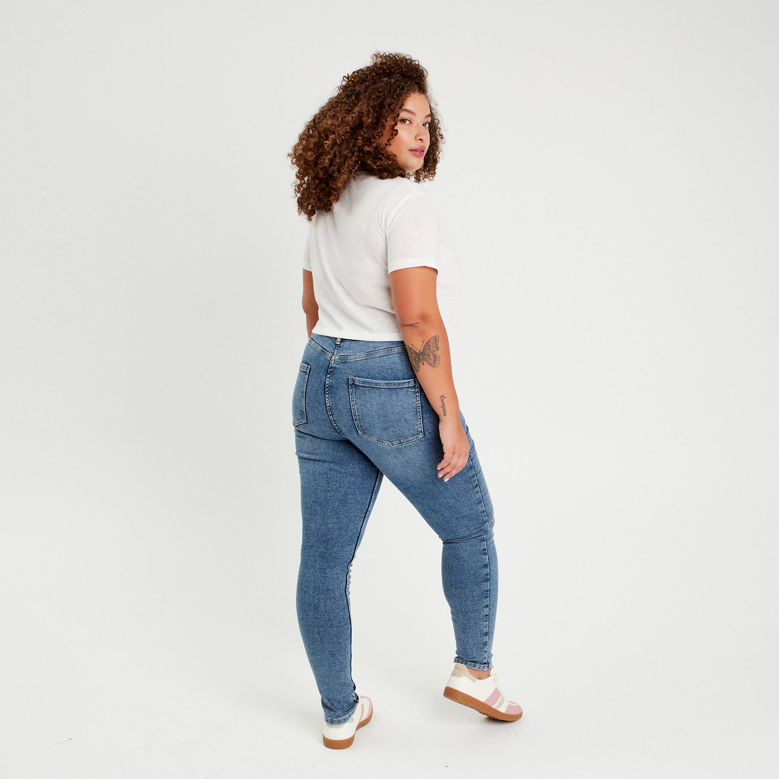 Jean Skinny Taille Haute Jennyfer – Taille 36 – Gris – Occasion Très Bon état
