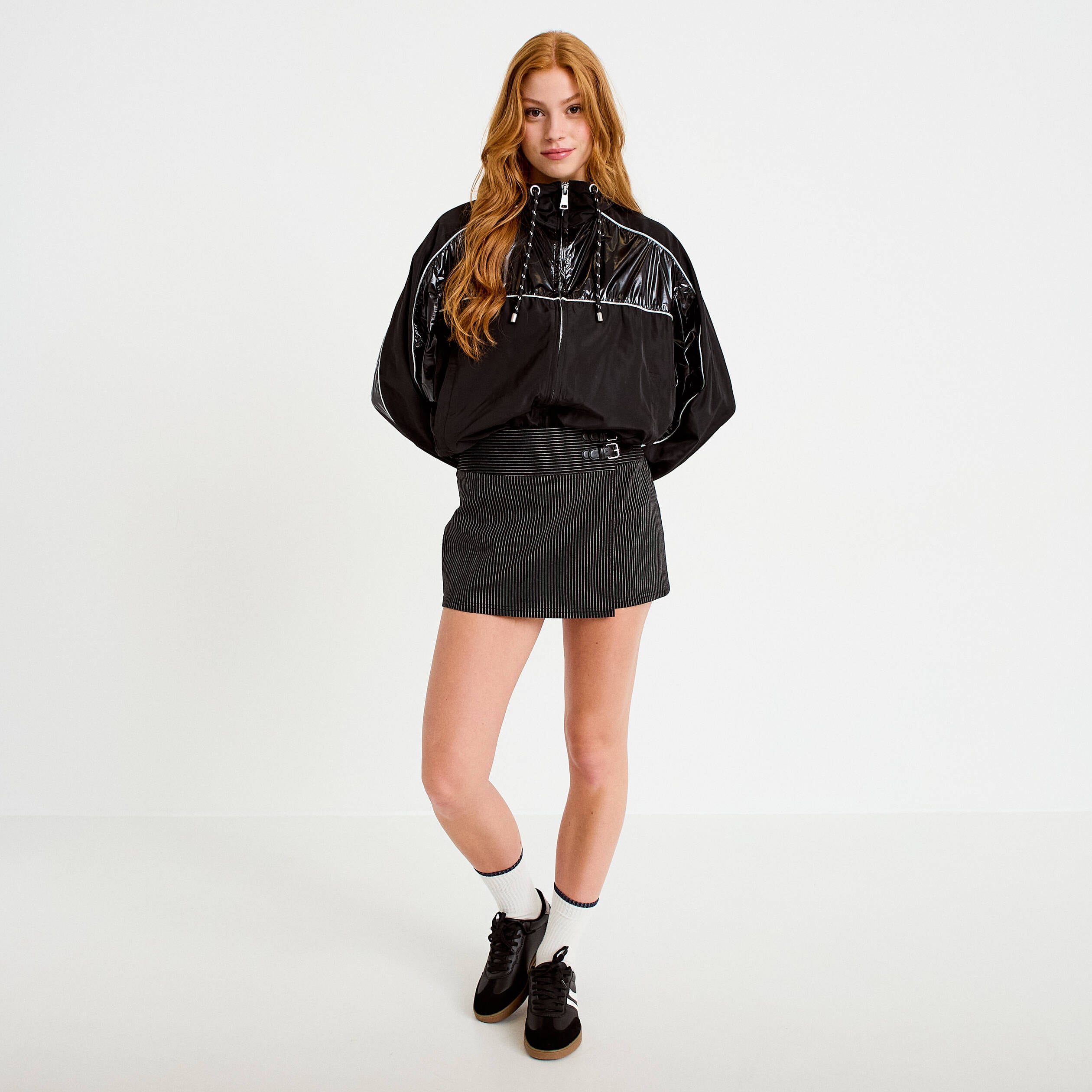 Coupe-vent oversize cropped bi-mati&egrave;re noir femme