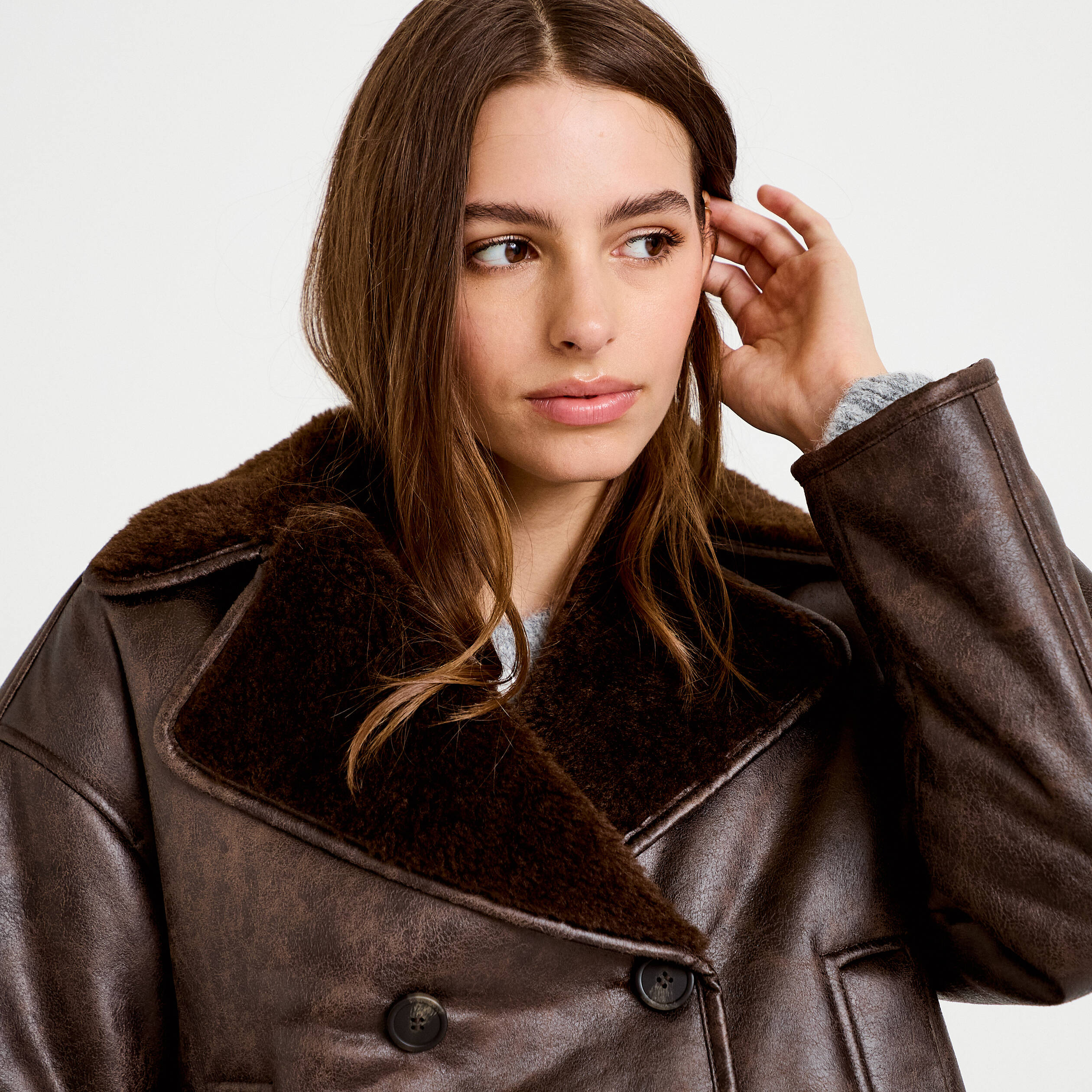 Caban cropped droit col tailleur marron fonc&eacute; femme