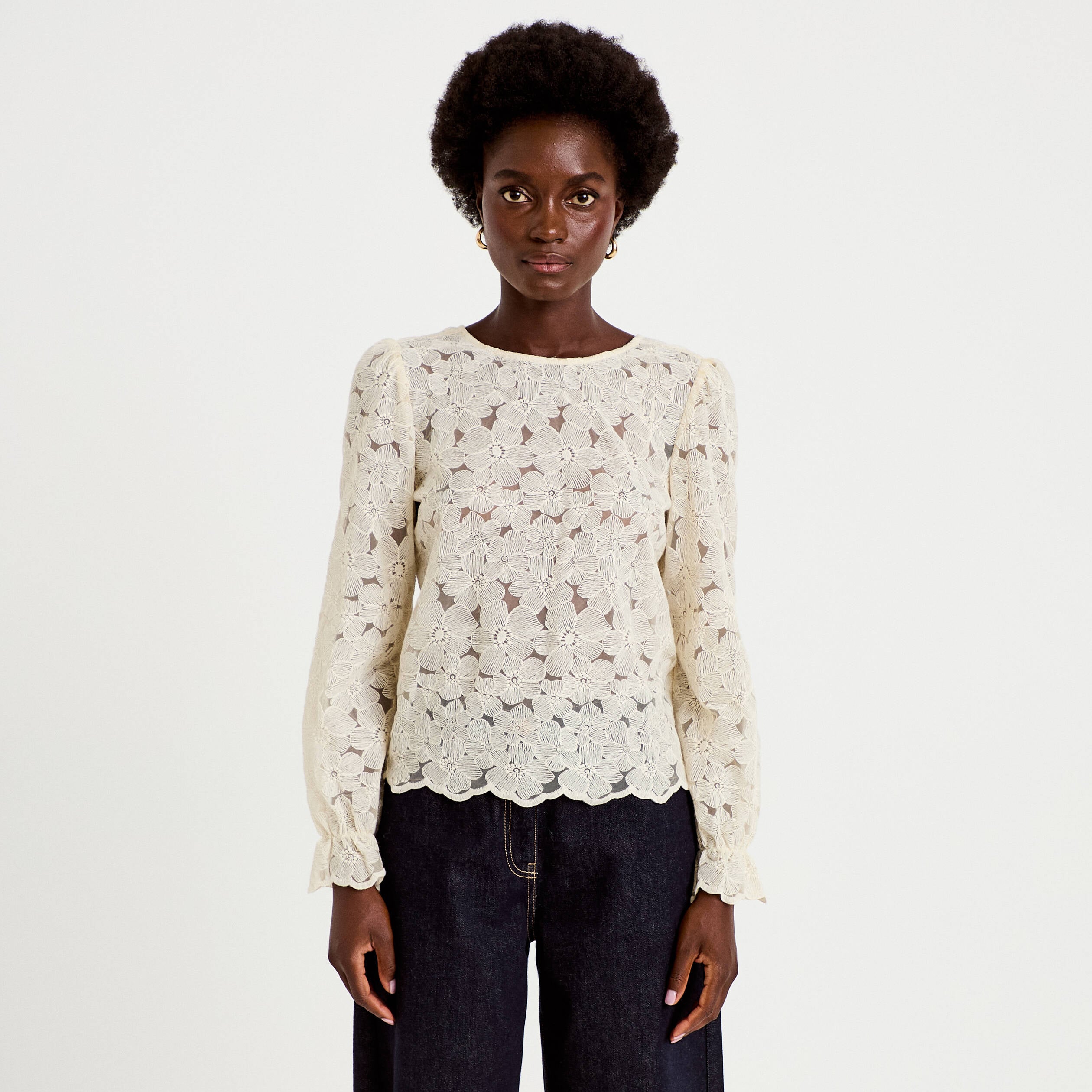 Blouse droite col v en dentelle ecru femme