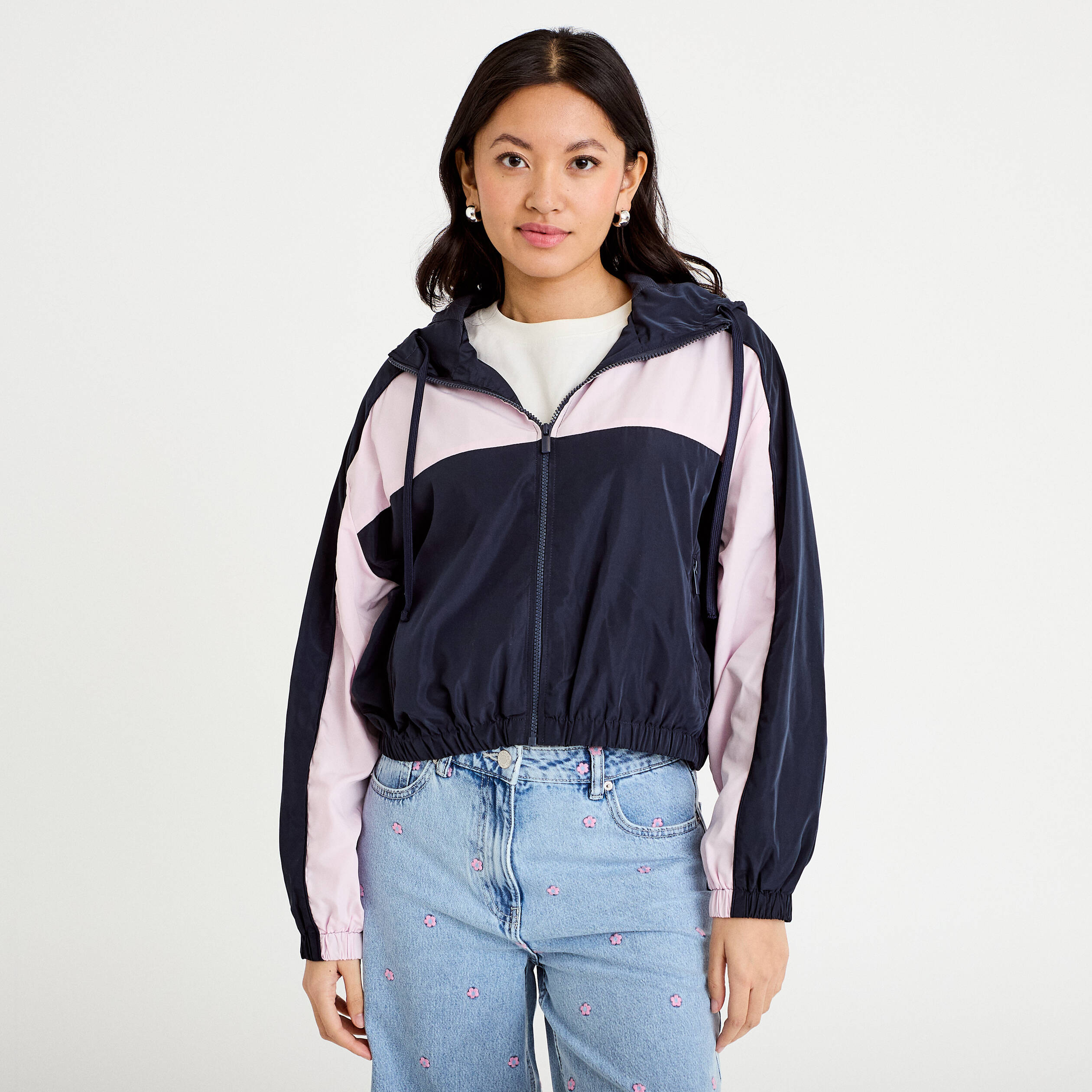 Veste cropped &agrave; capuche bas resserr&eacute; bleu marine femme