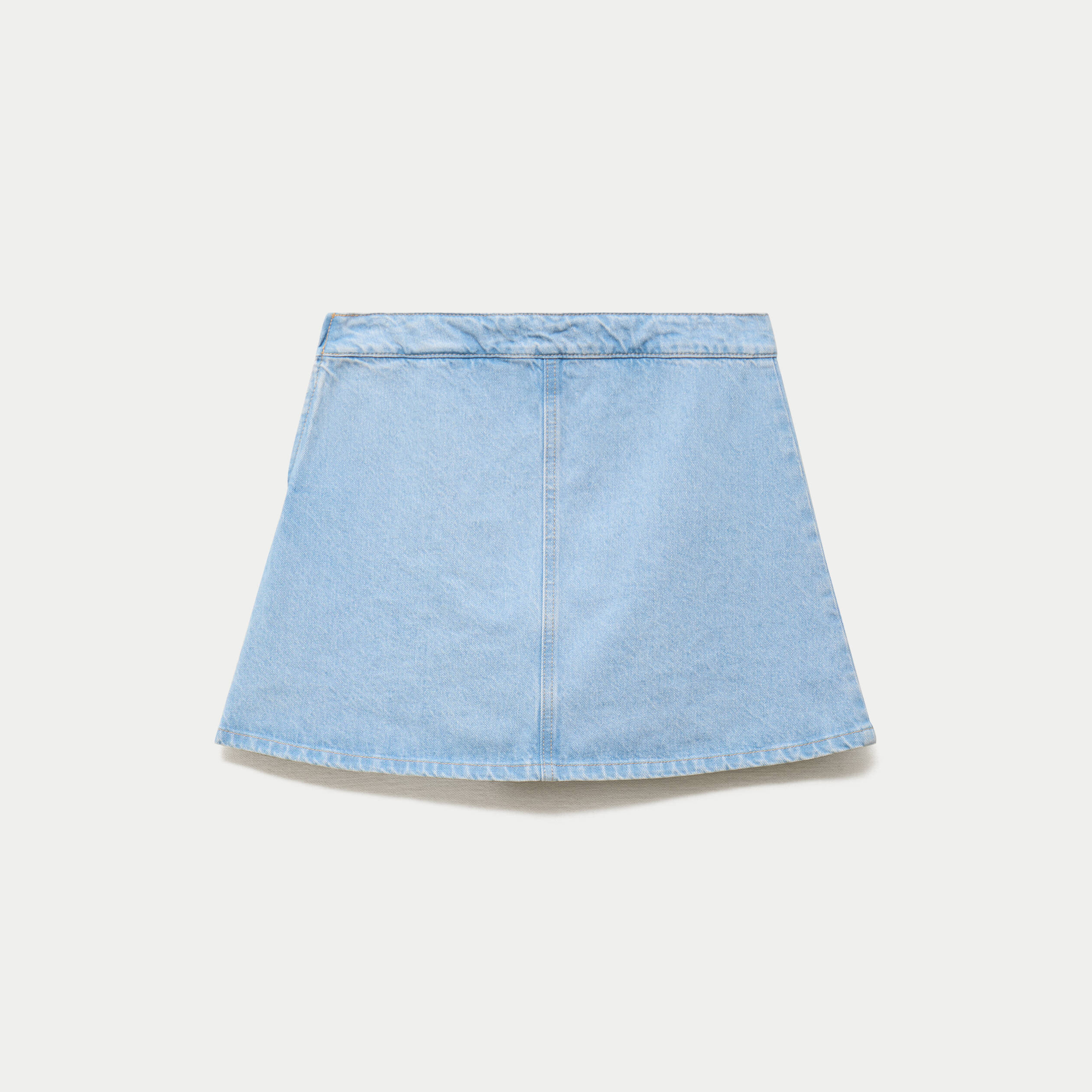 Jupe-short trap&egrave;ze en jean denim bleach femme