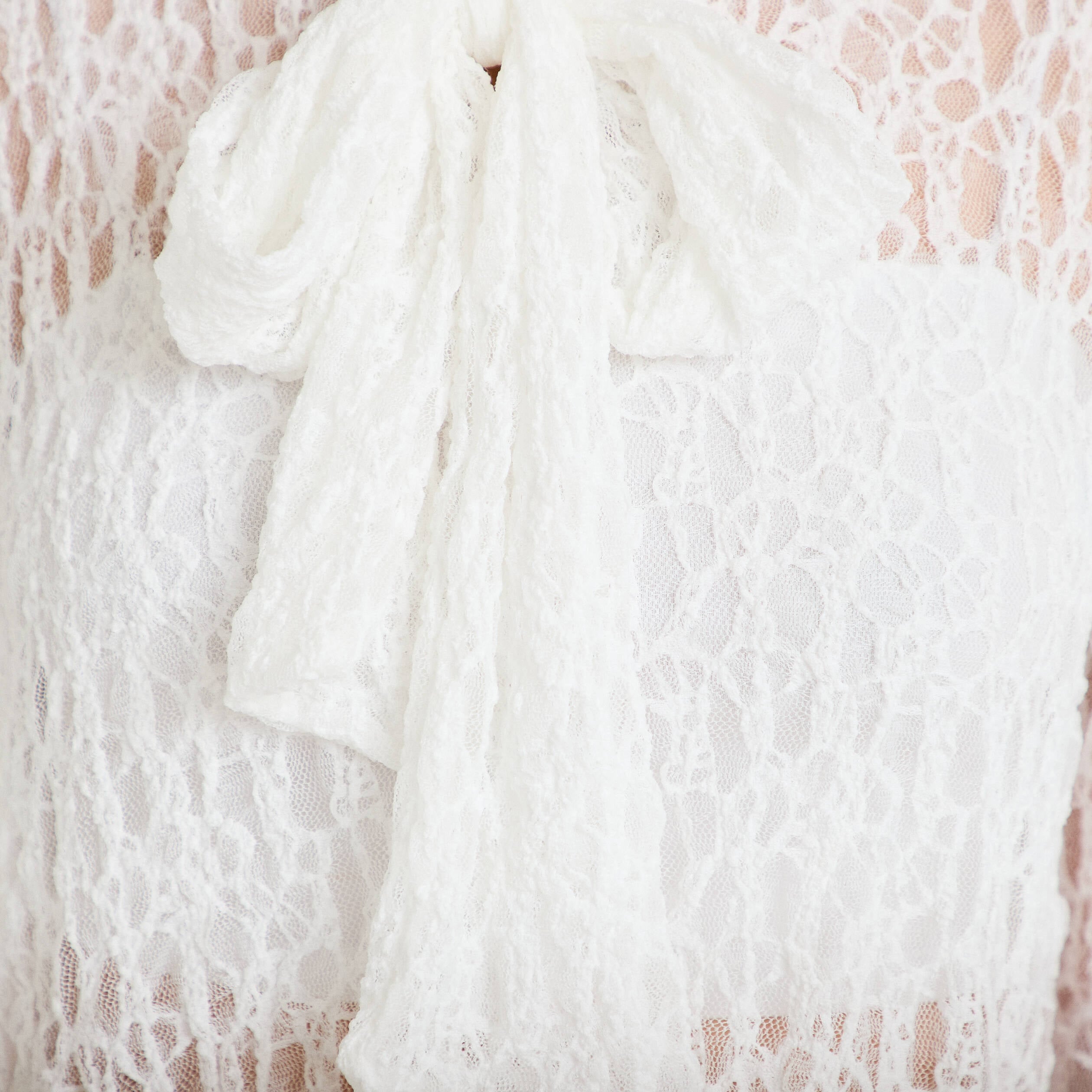 Blouse droite col montant dentelle ecru femme