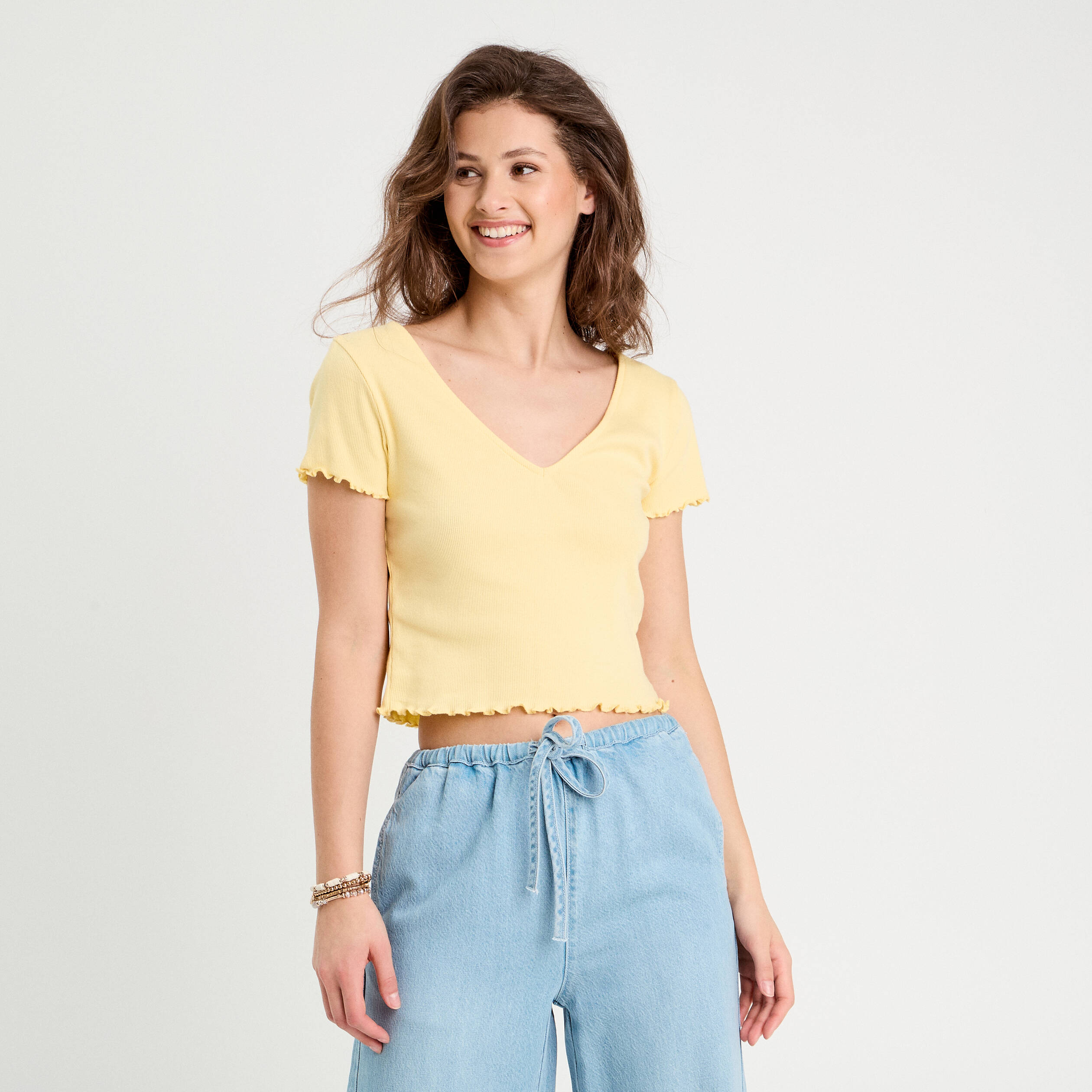 T-shirt c&ocirc;tel&eacute; manches courtes jaune clair femme