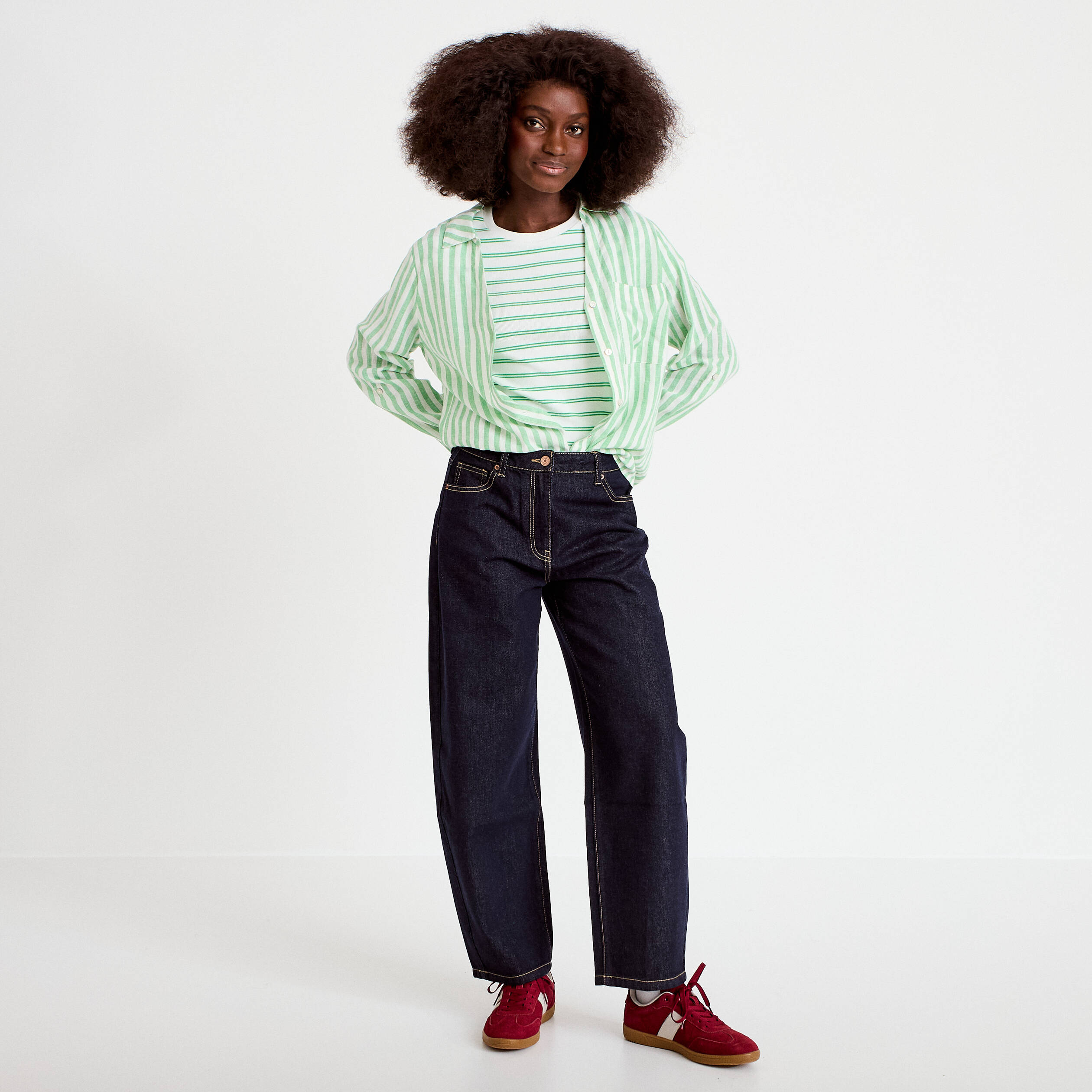 T-shirt c&ocirc;tel&eacute; ajust&eacute; vert femme