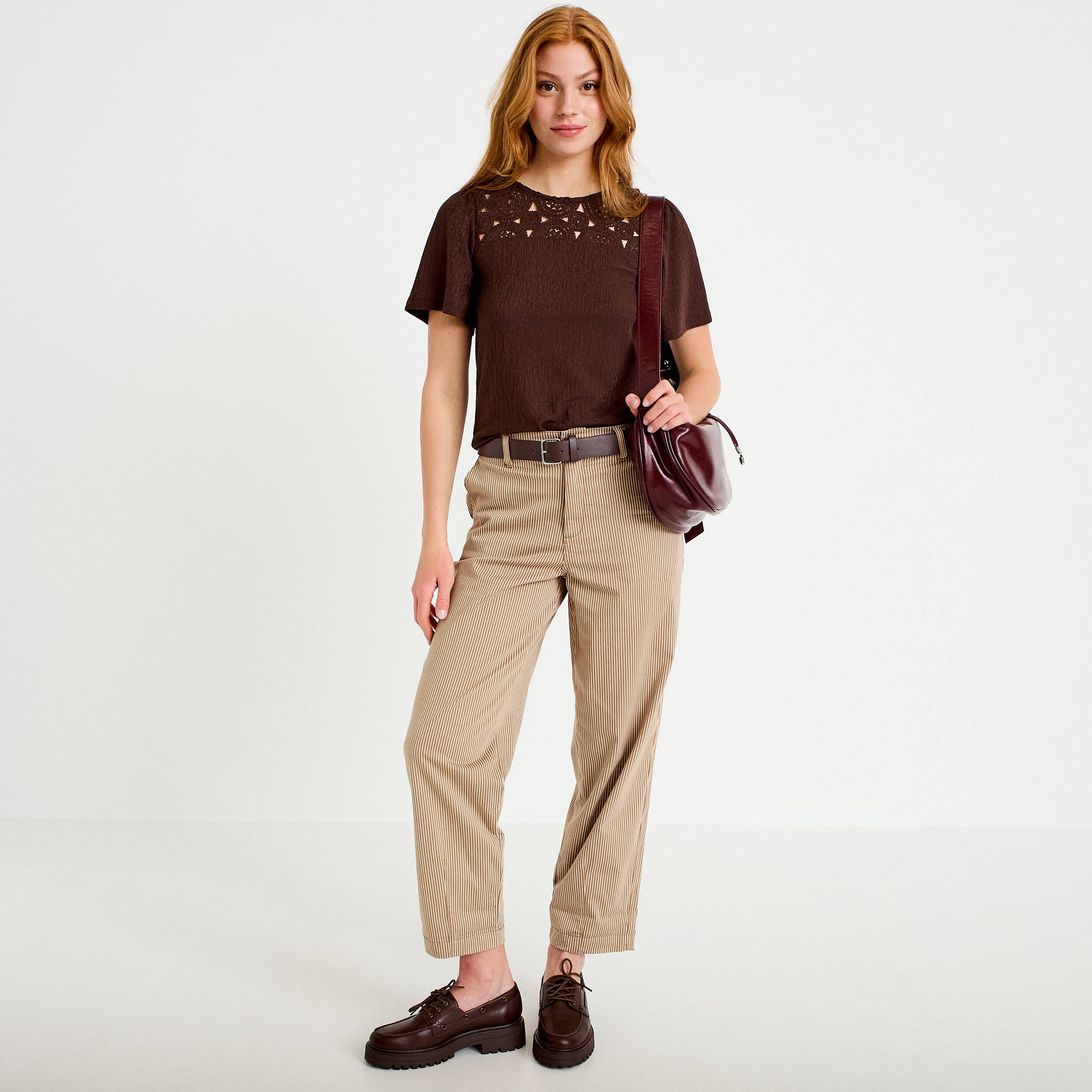 Pantalon chino 7/8&egrave;me taille &eacute;lastiqu&eacute;e taupe femme