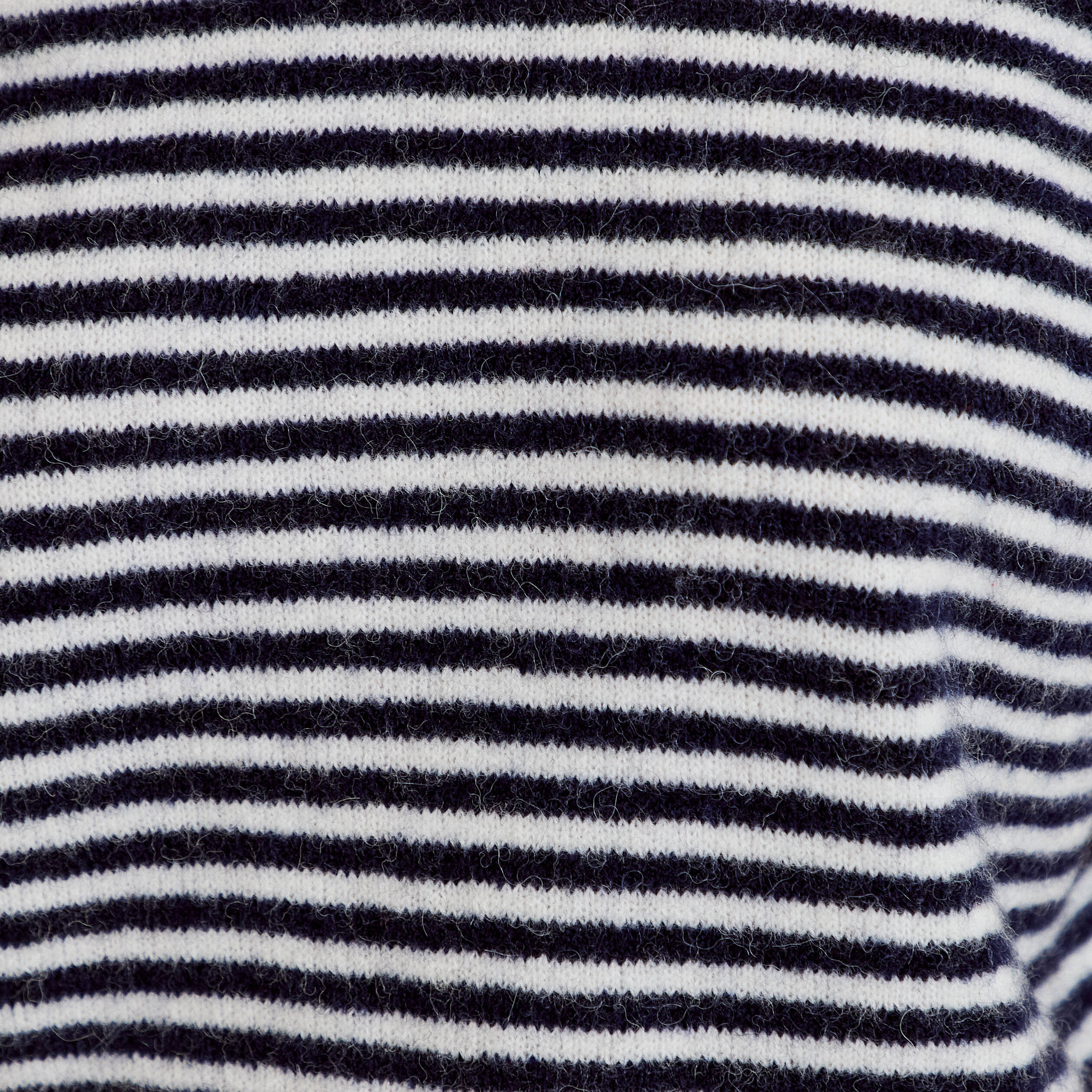 Pull ample duveteux manches courtes ecru femme