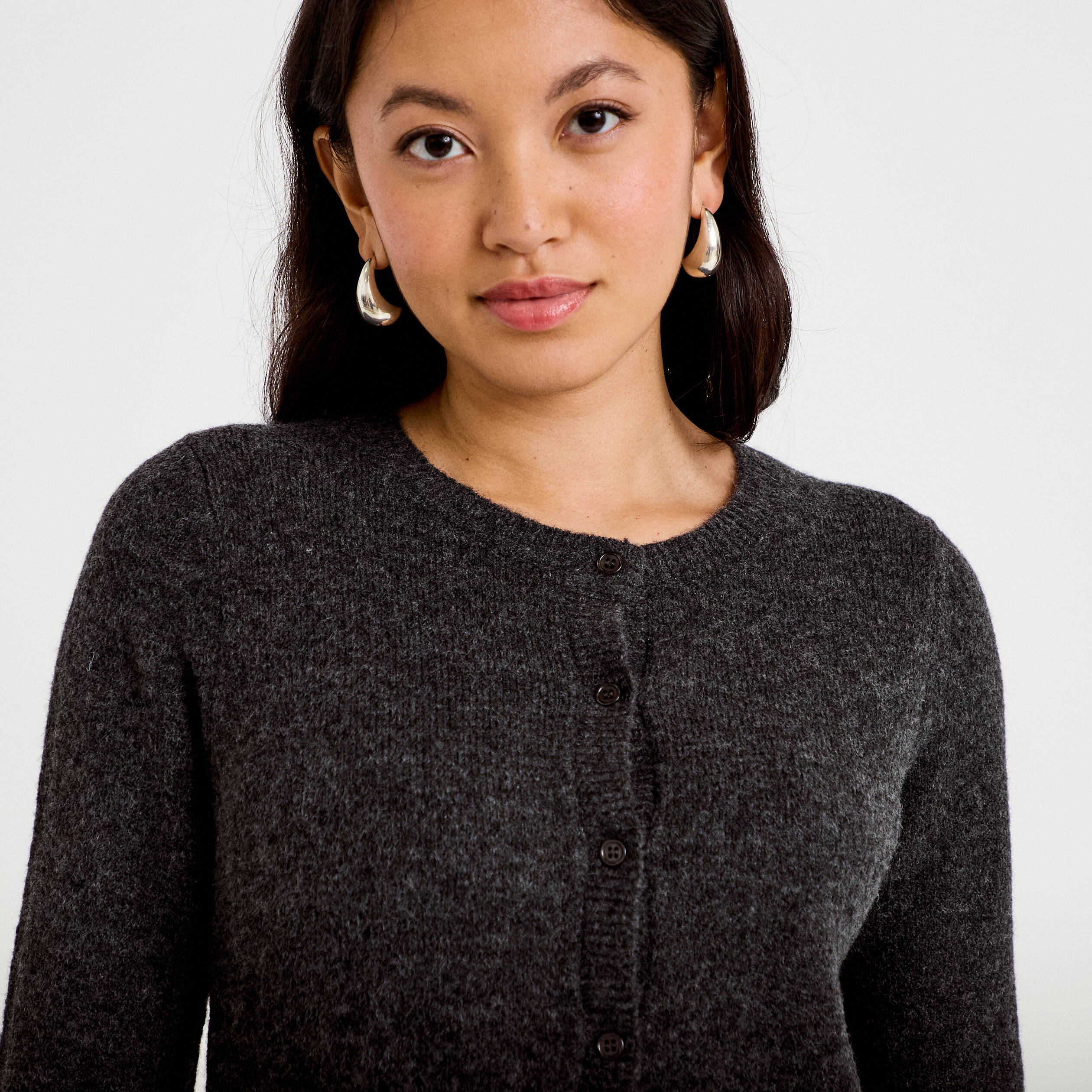 Gilet boutonn&eacute; manches longues gris fonc&eacute; femme