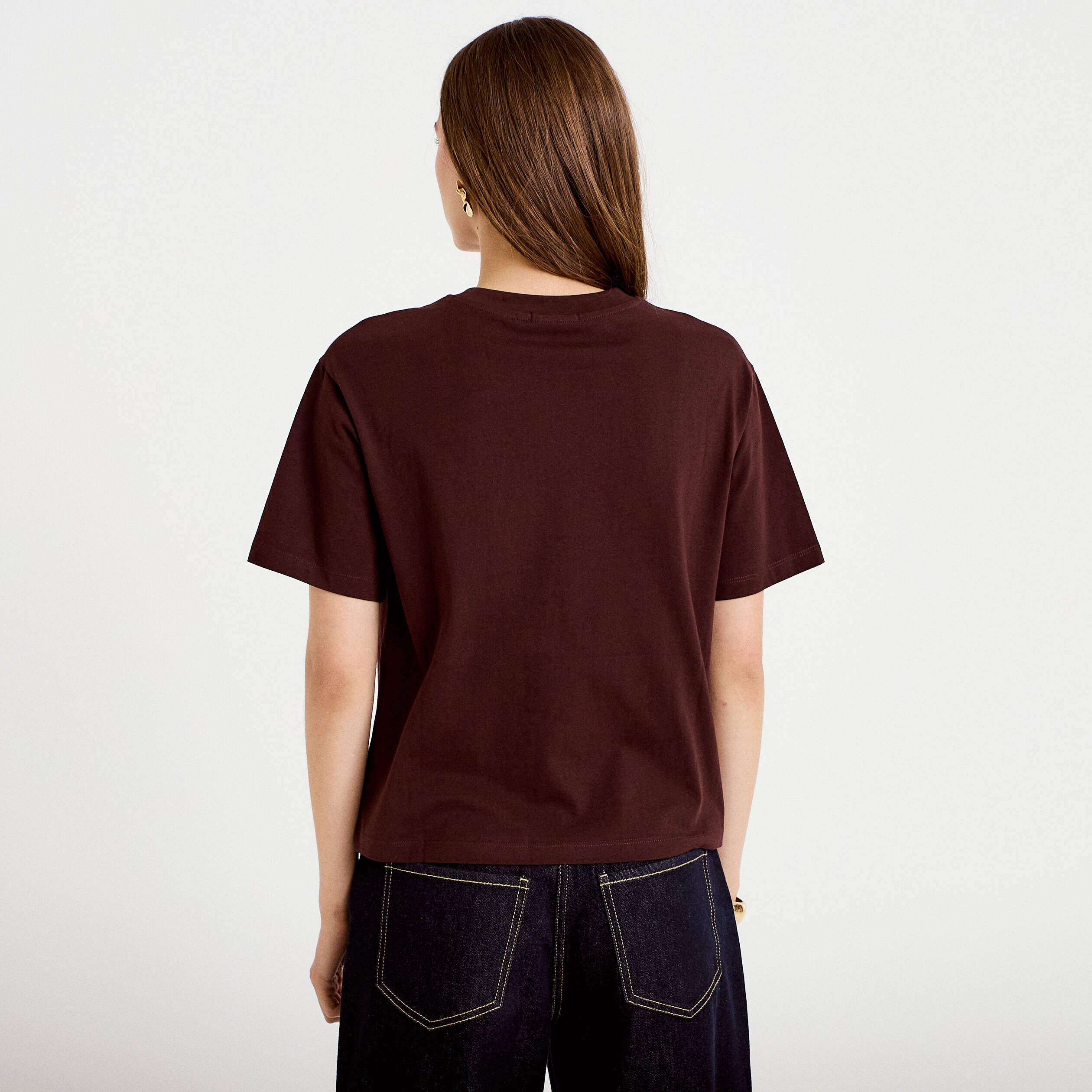 T-shirt col rond manches courtes marron fonc&eacute; femme