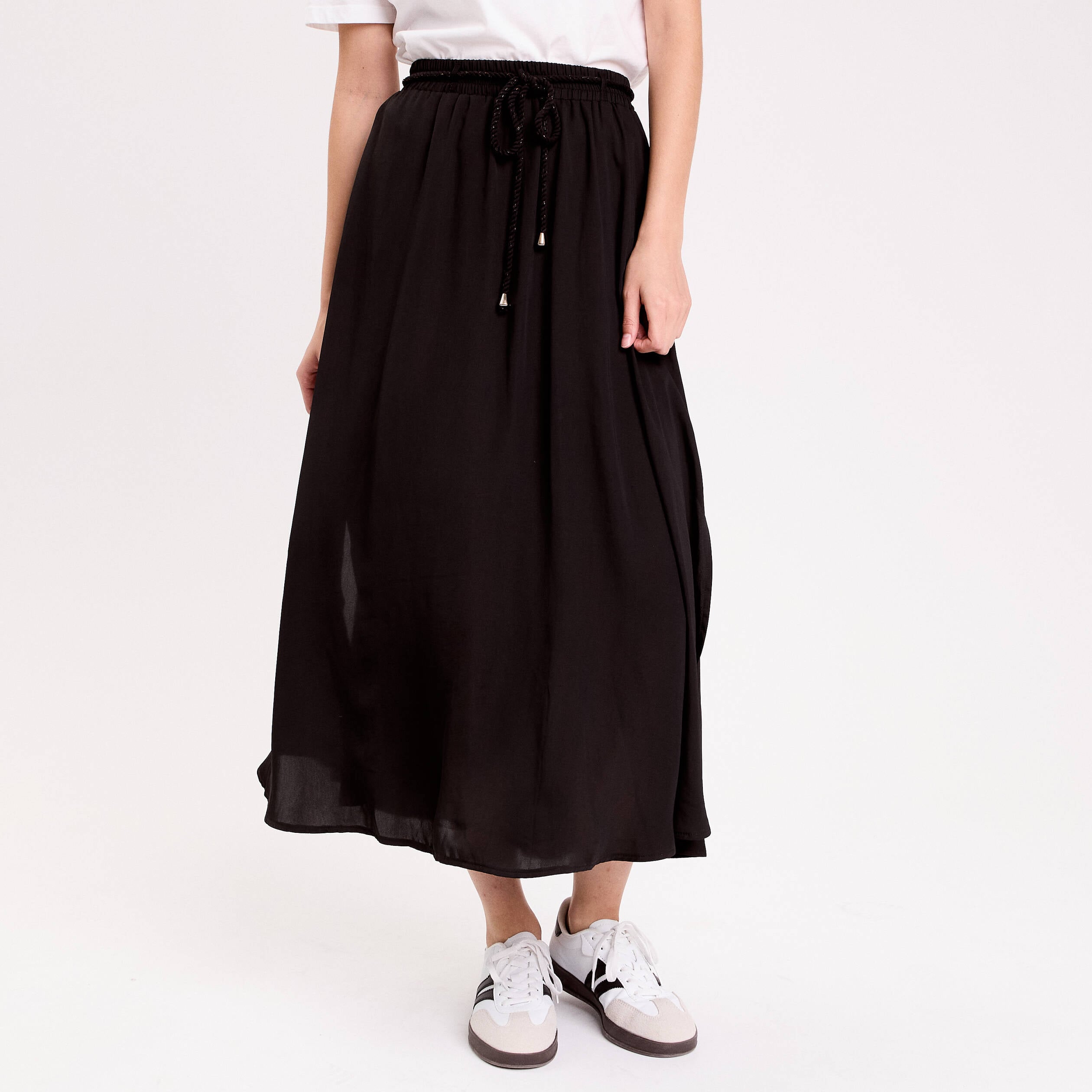 Jupe longue &eacute;vas&eacute;e satin noir femme