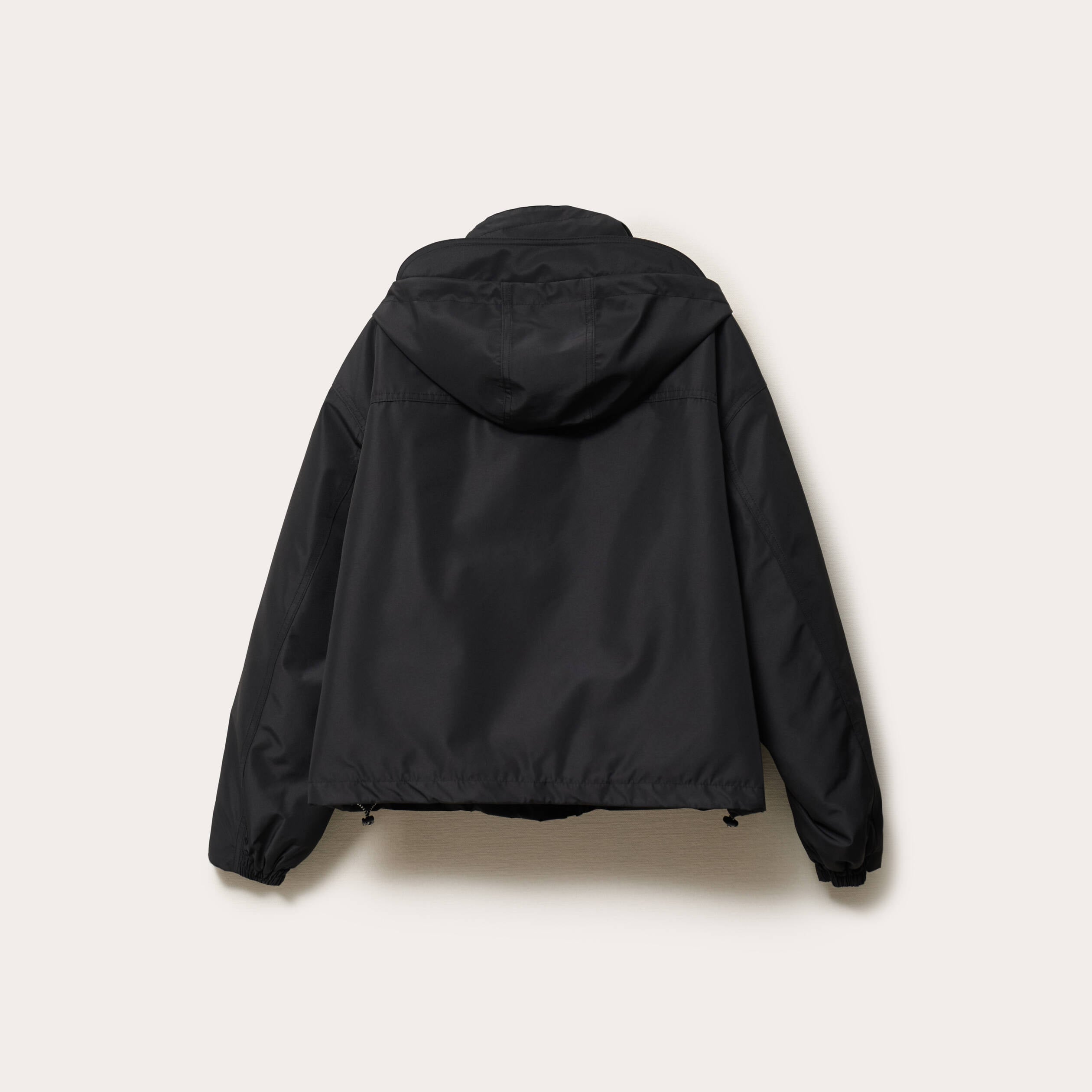 Veste courte bas resserr&eacute; &agrave; capuche noir femme
