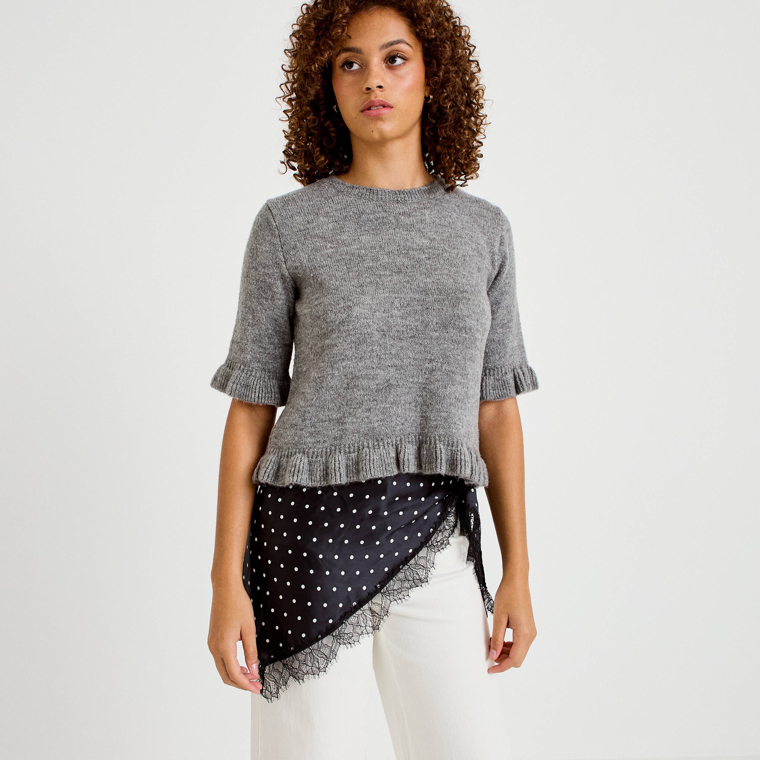 Foulard satin&eacute; avec dentelle noir femme